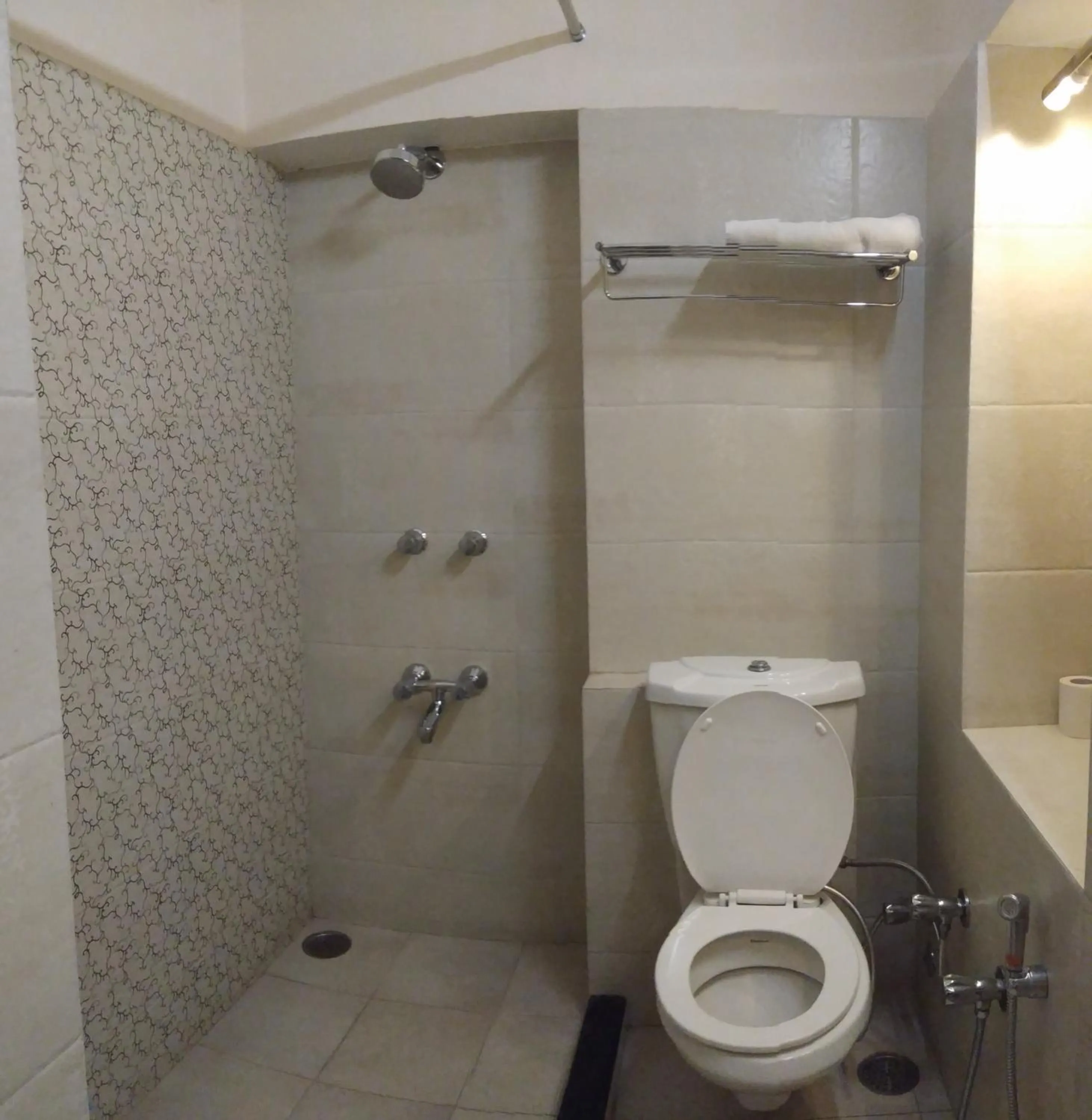 Bathroom in Hotel Jai Niwas