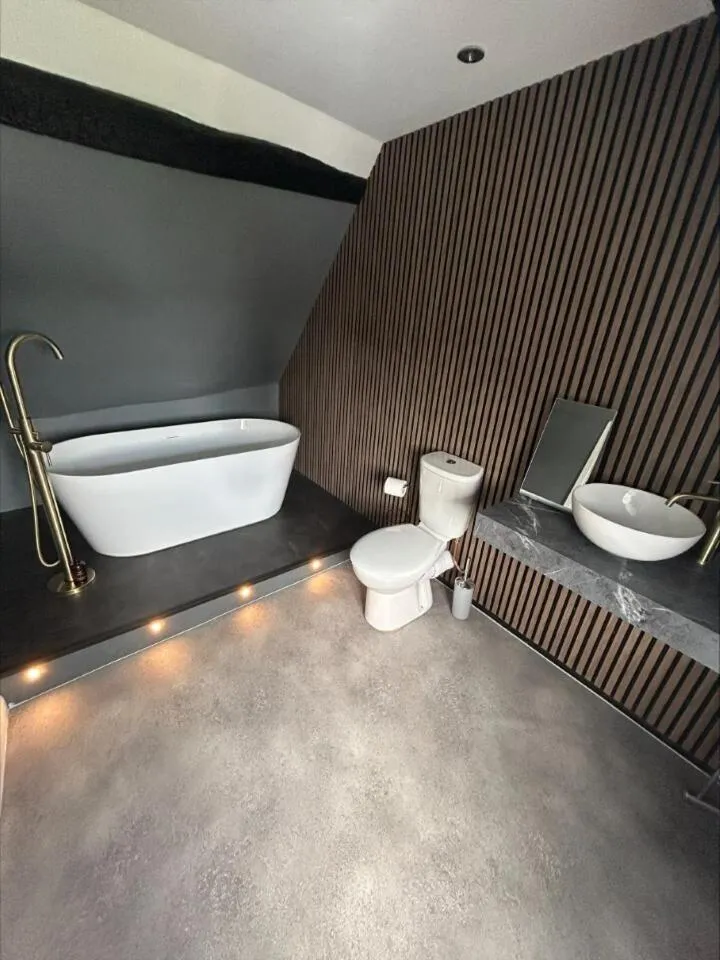 Bathroom in The Swan Hotel