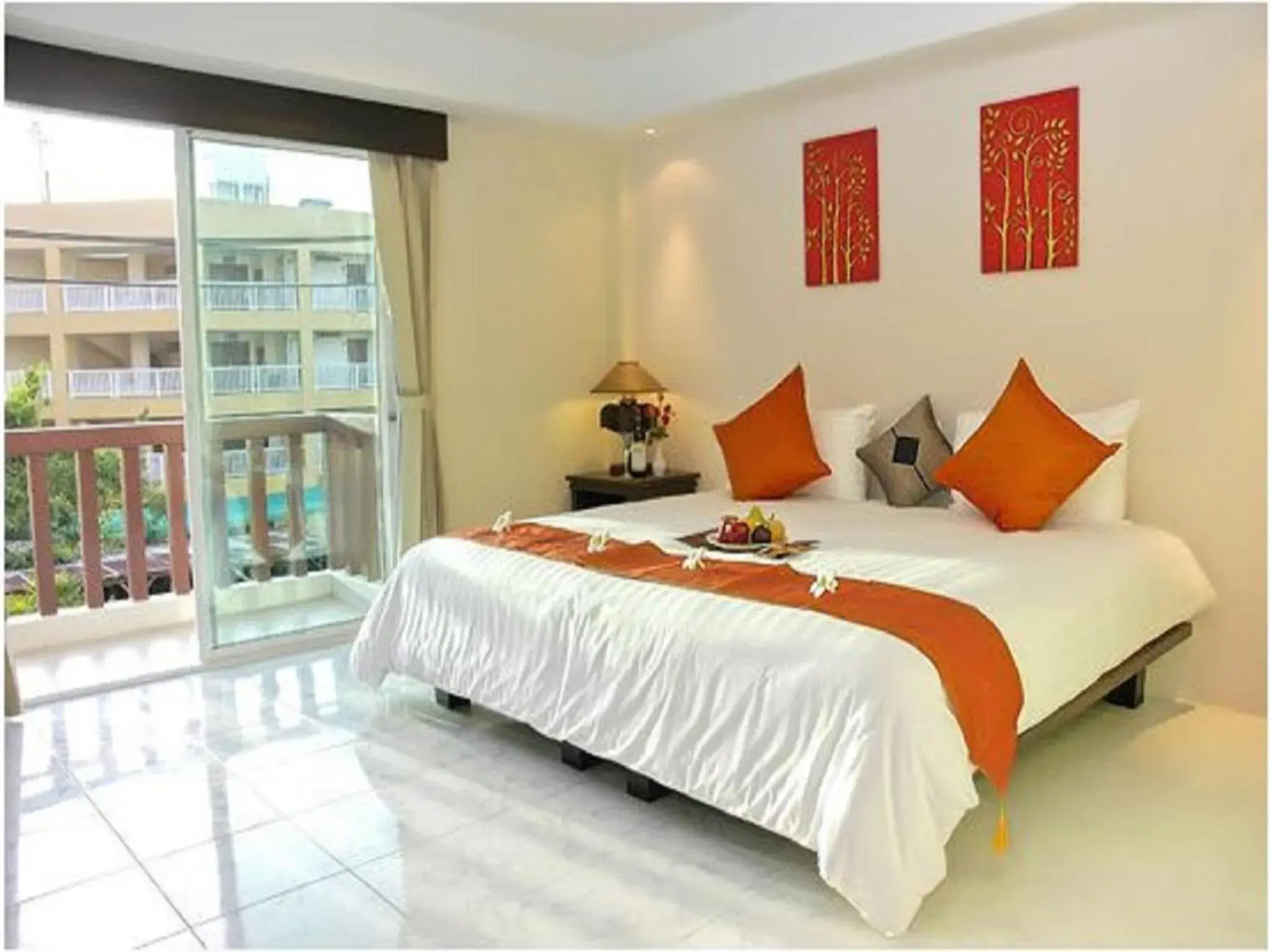 Bed in My Hotel Phuket (SHA Extra Plus) Bed in My Hotel Phuket (SHA Extra Plus)