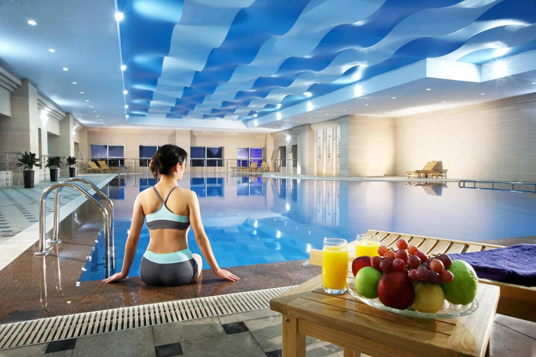 Swimming pool in Tianjin Saixiang Hotel