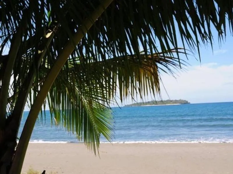 Beach in Sablayan Gustav's Place Silver Beach Dive Resort