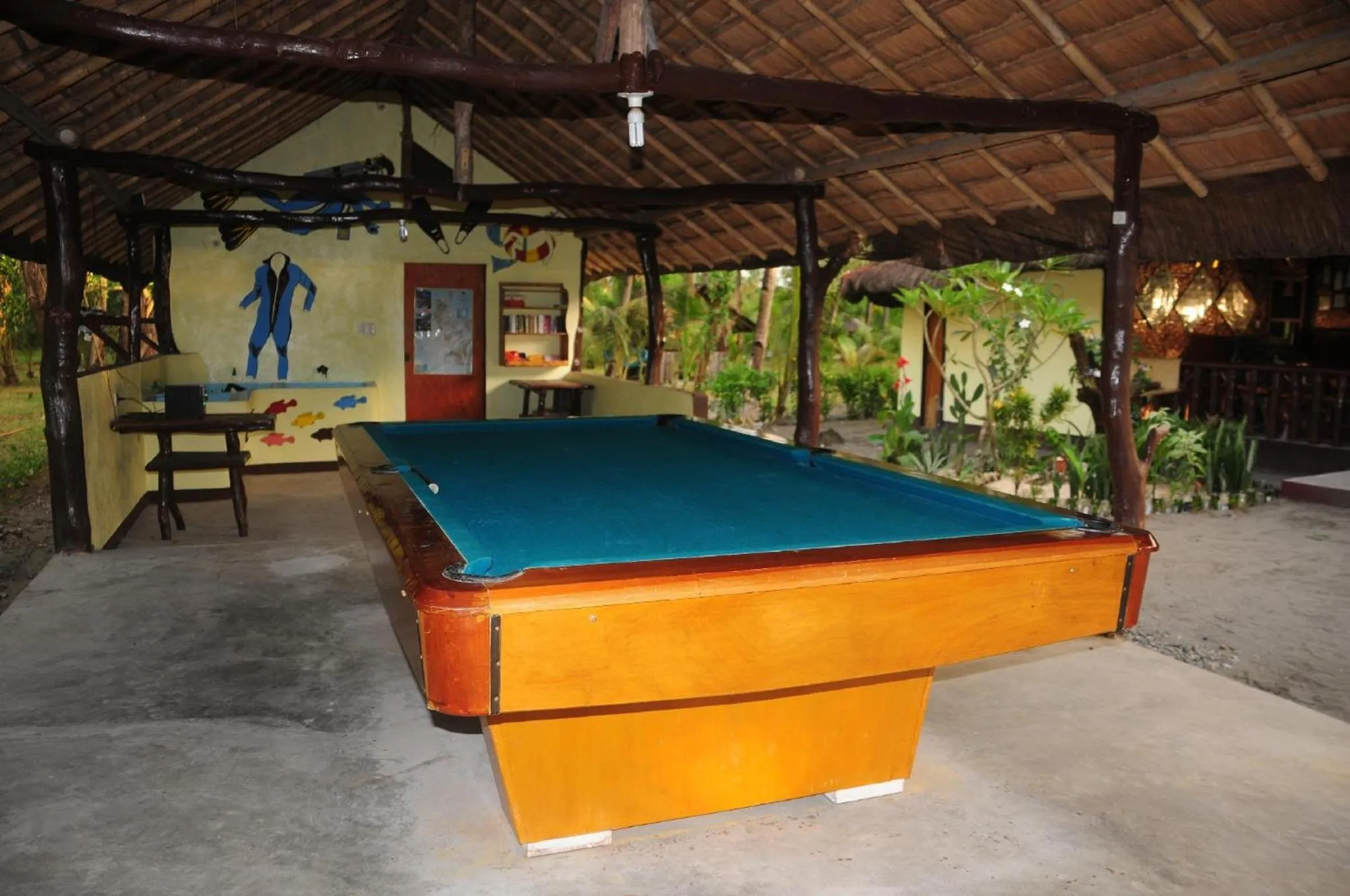 Billiard in Sablayan Gustav's Place Silver Beach Dive Resort