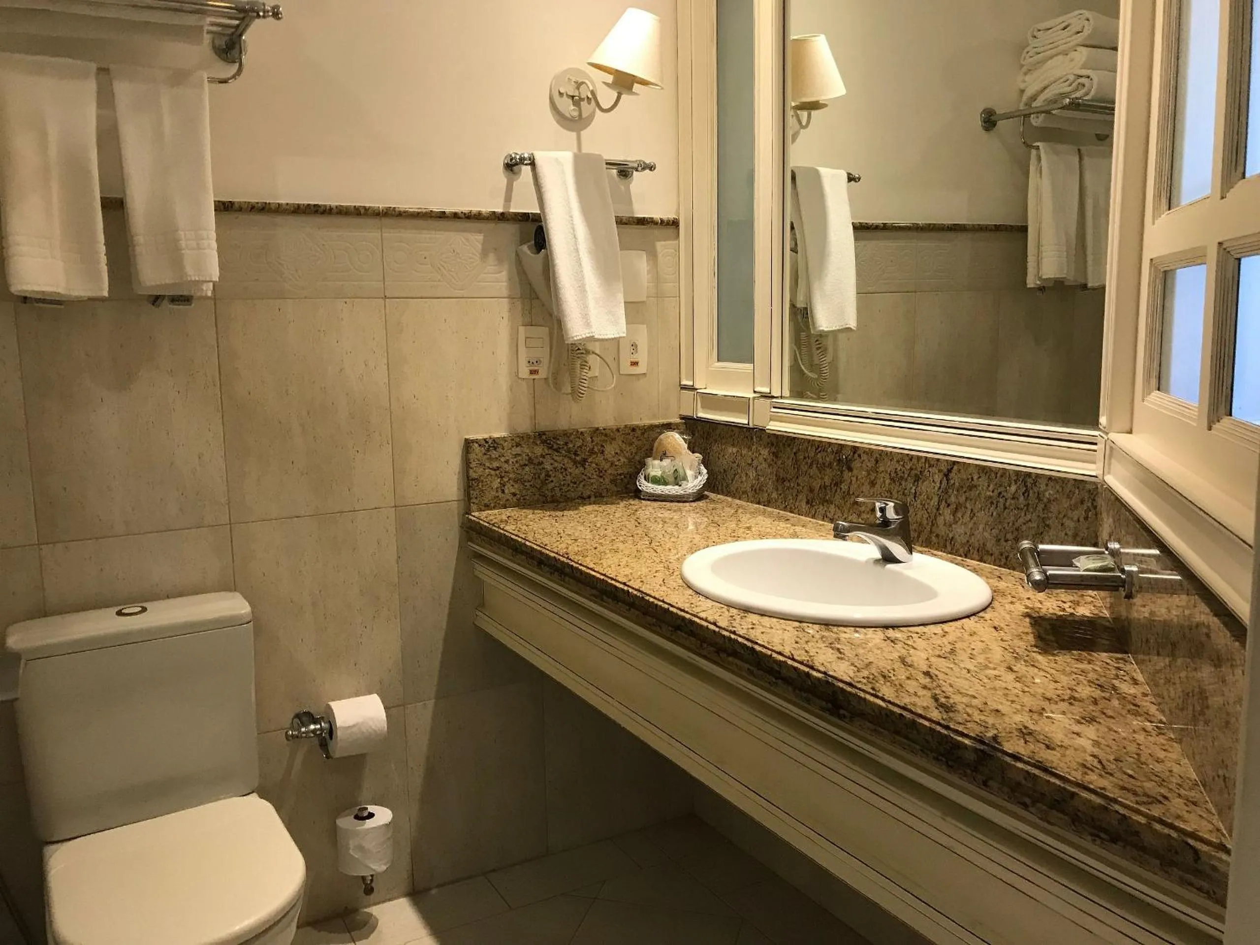 Toilet, Bathroom in IL Campanario é Destino Floripa