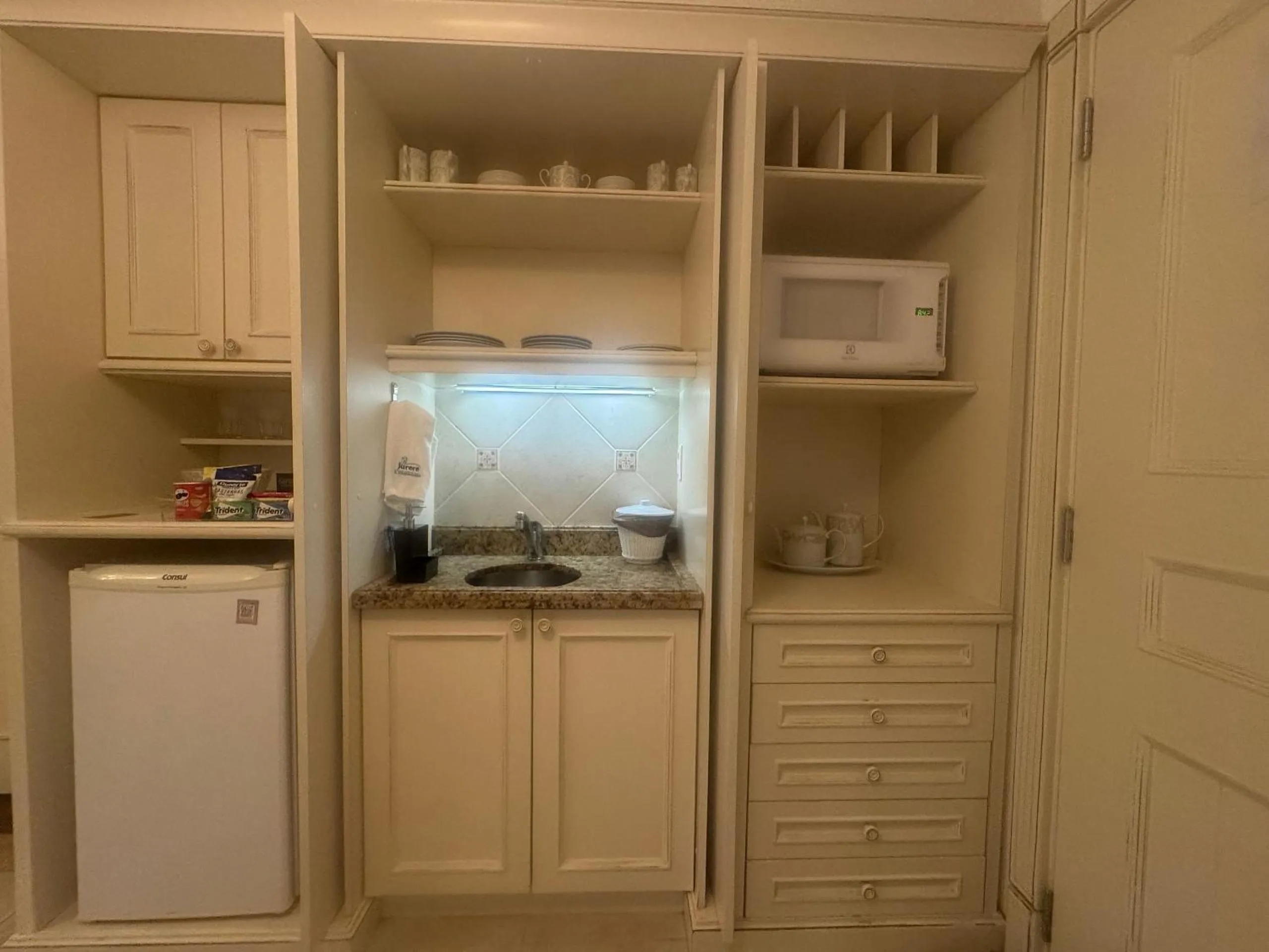 Kitchen or kitchenette in Destino Floripa Jurerê In