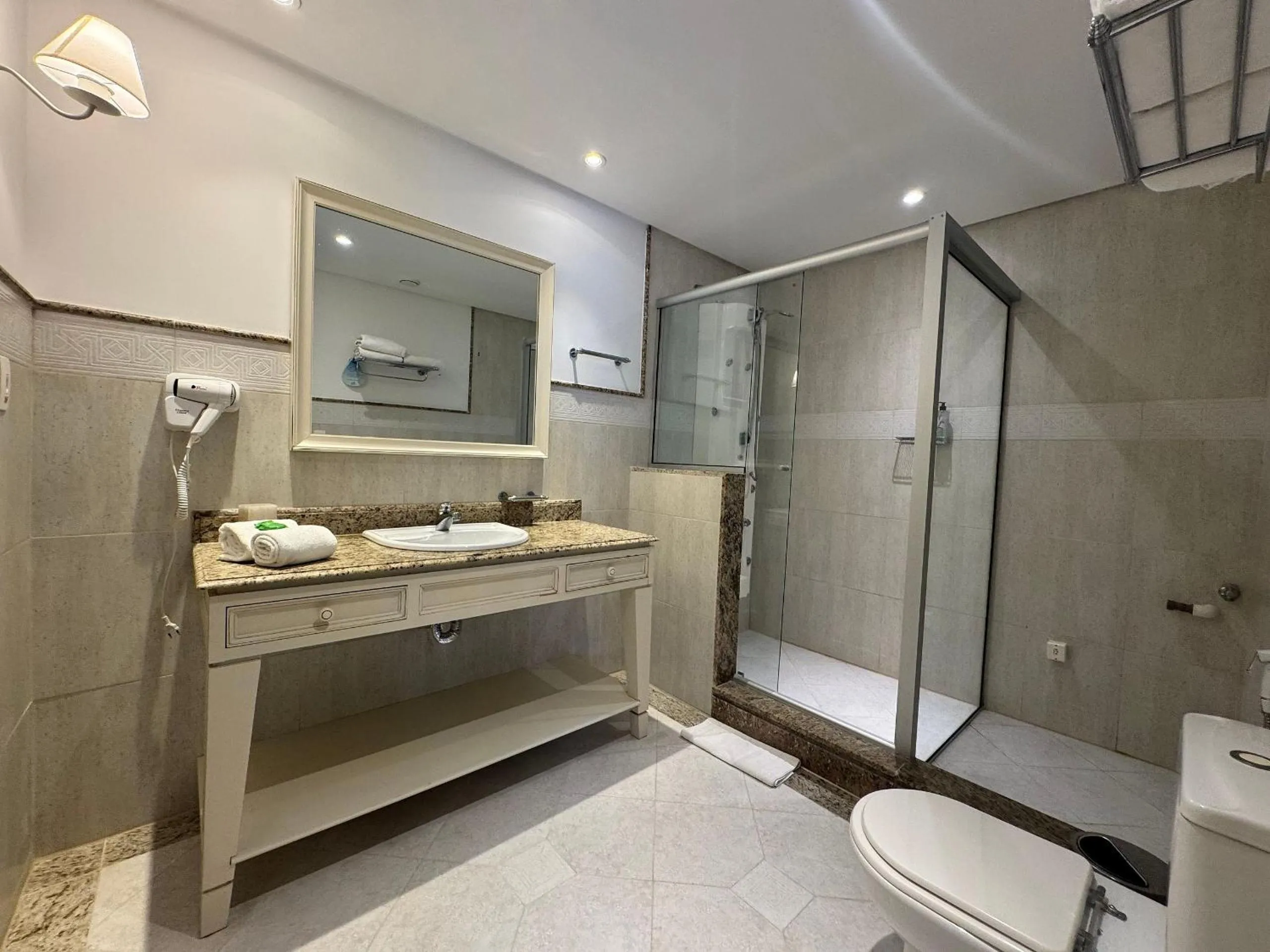 Destino Floripa Jurerê In