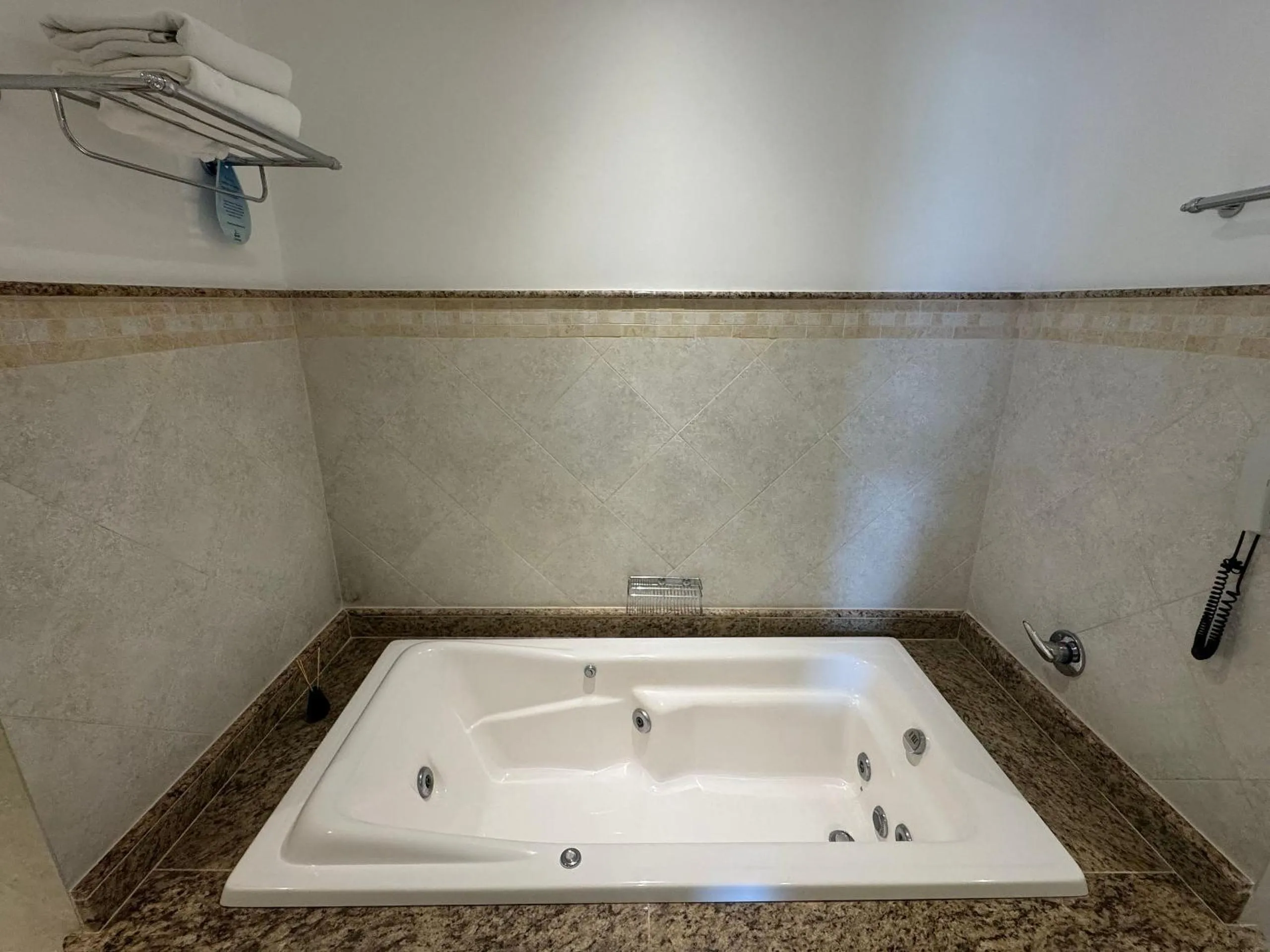 Destino Floripa Jurerê In