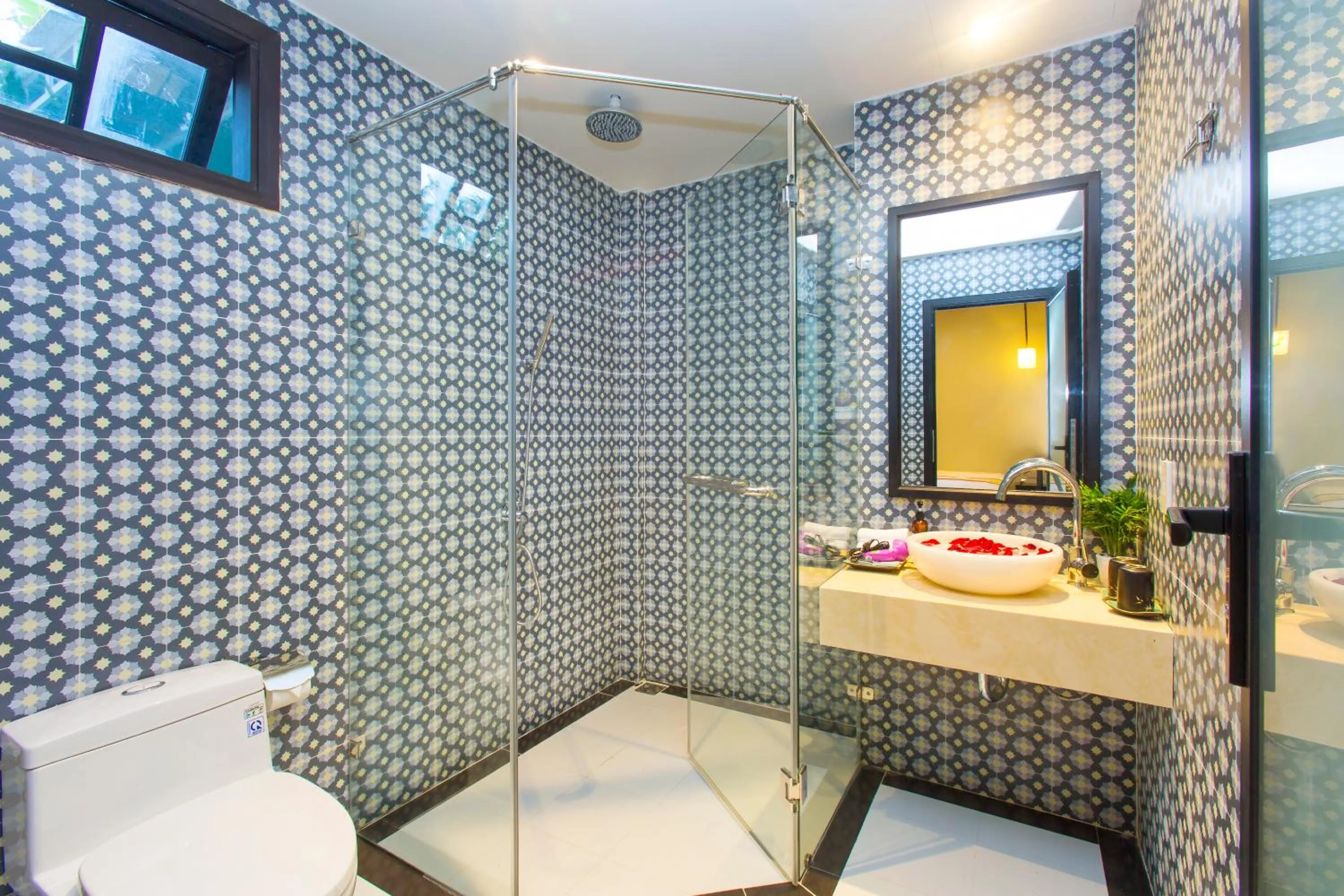 Shower in Hoi An Corn Riverside Villa