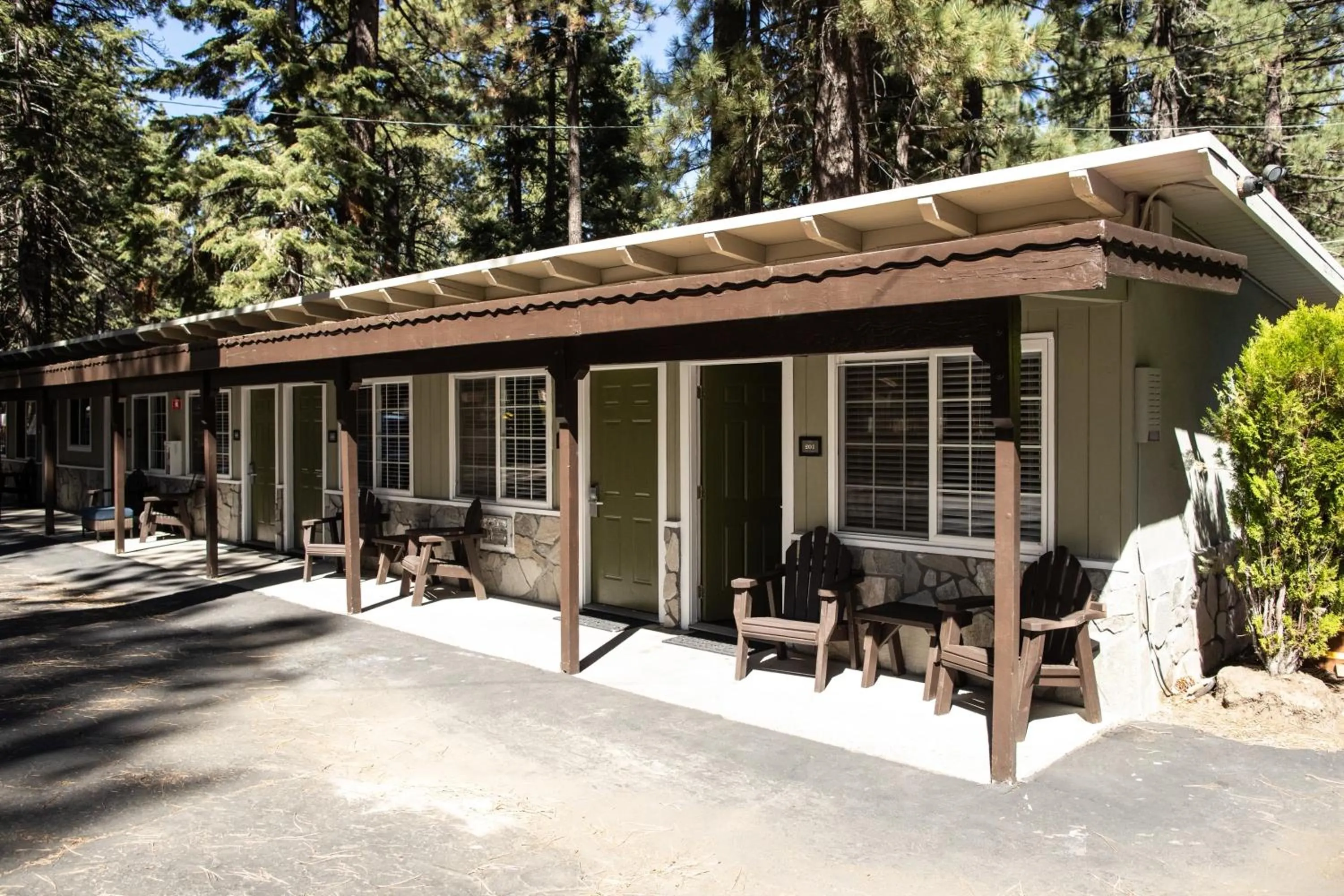 Property building in Emerald Bay Lodge