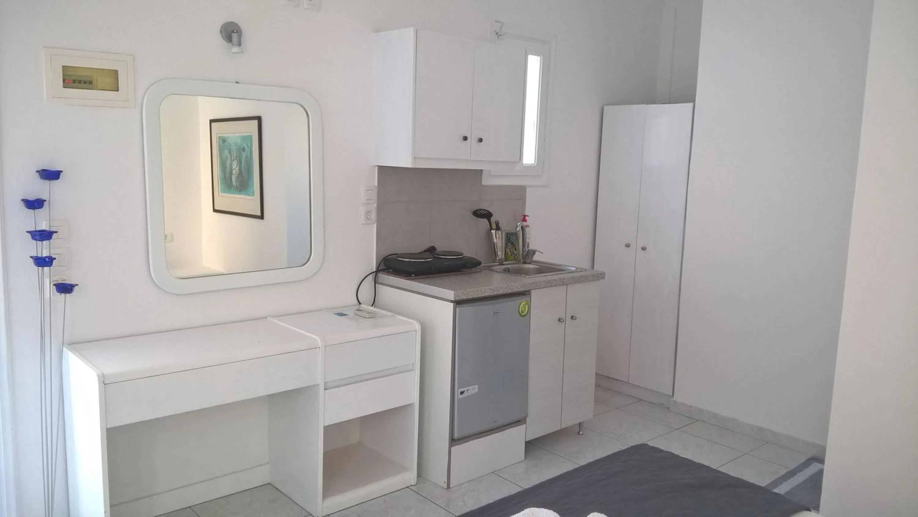 Kitchen or kitchenette in Three Harites