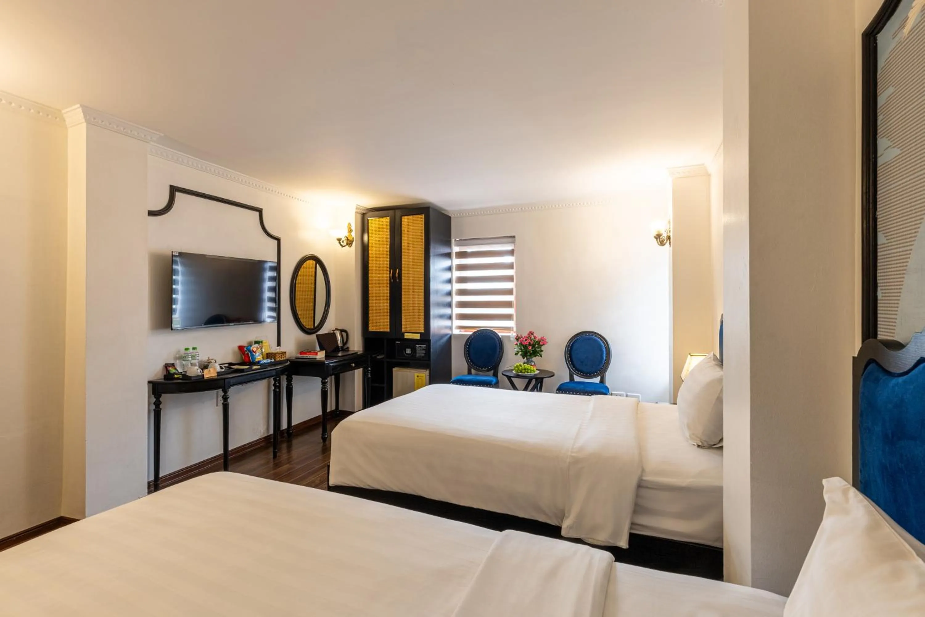 Bedroom, Bed in Hanoi House Hotel & Travel