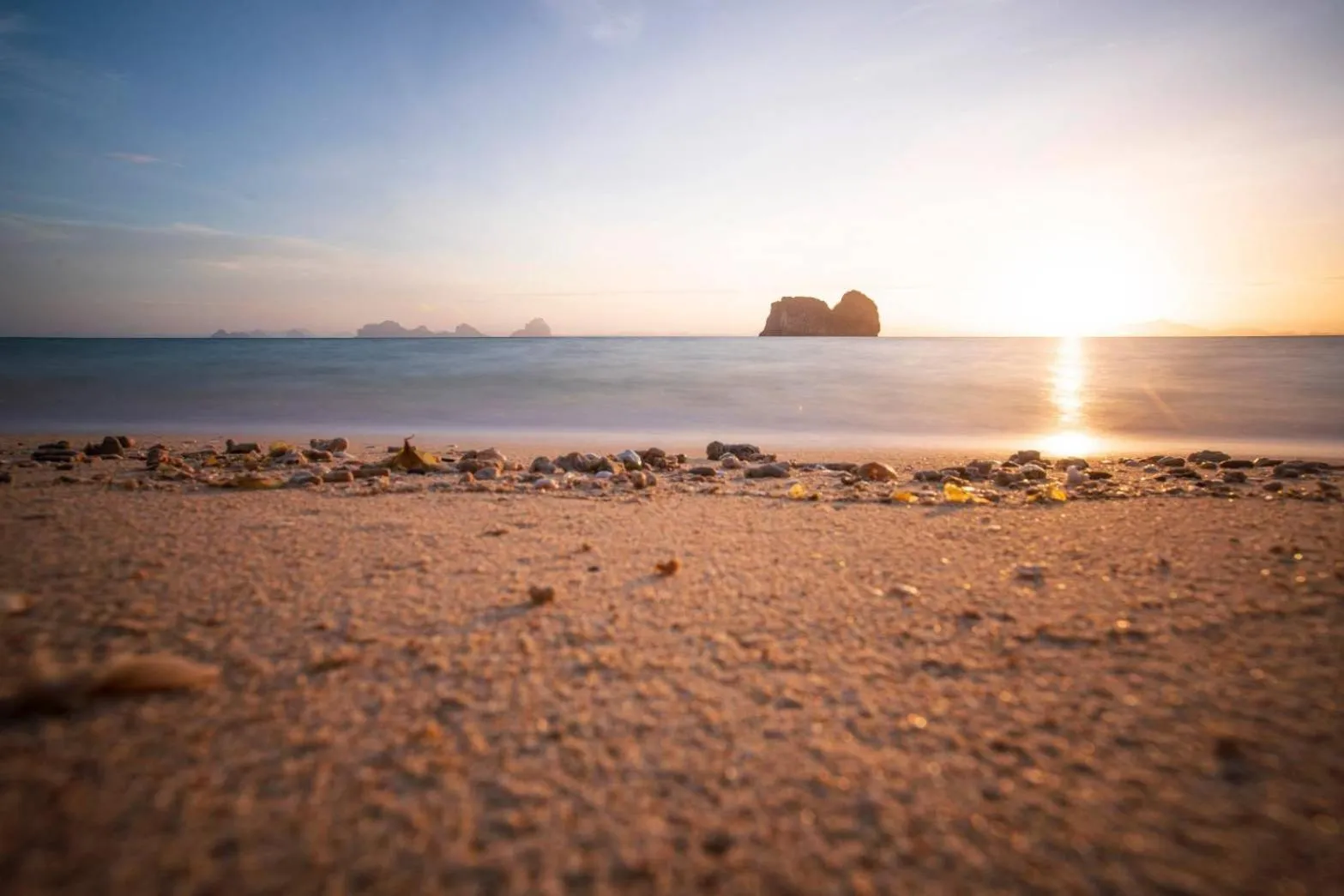 Beach in Thapwarin Resort - Green Hotel