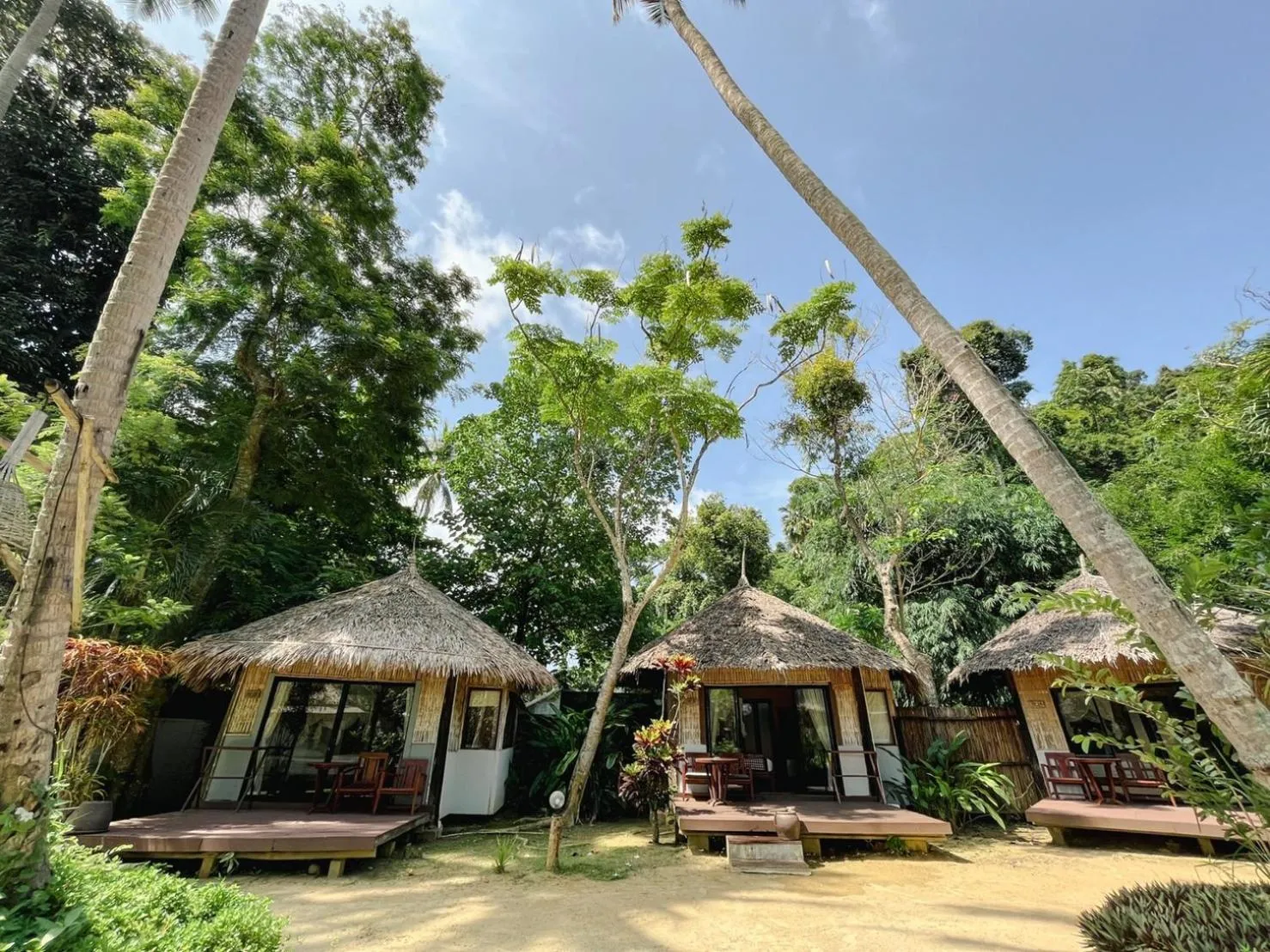 Garden view in Thapwarin Resort - Green Hotel