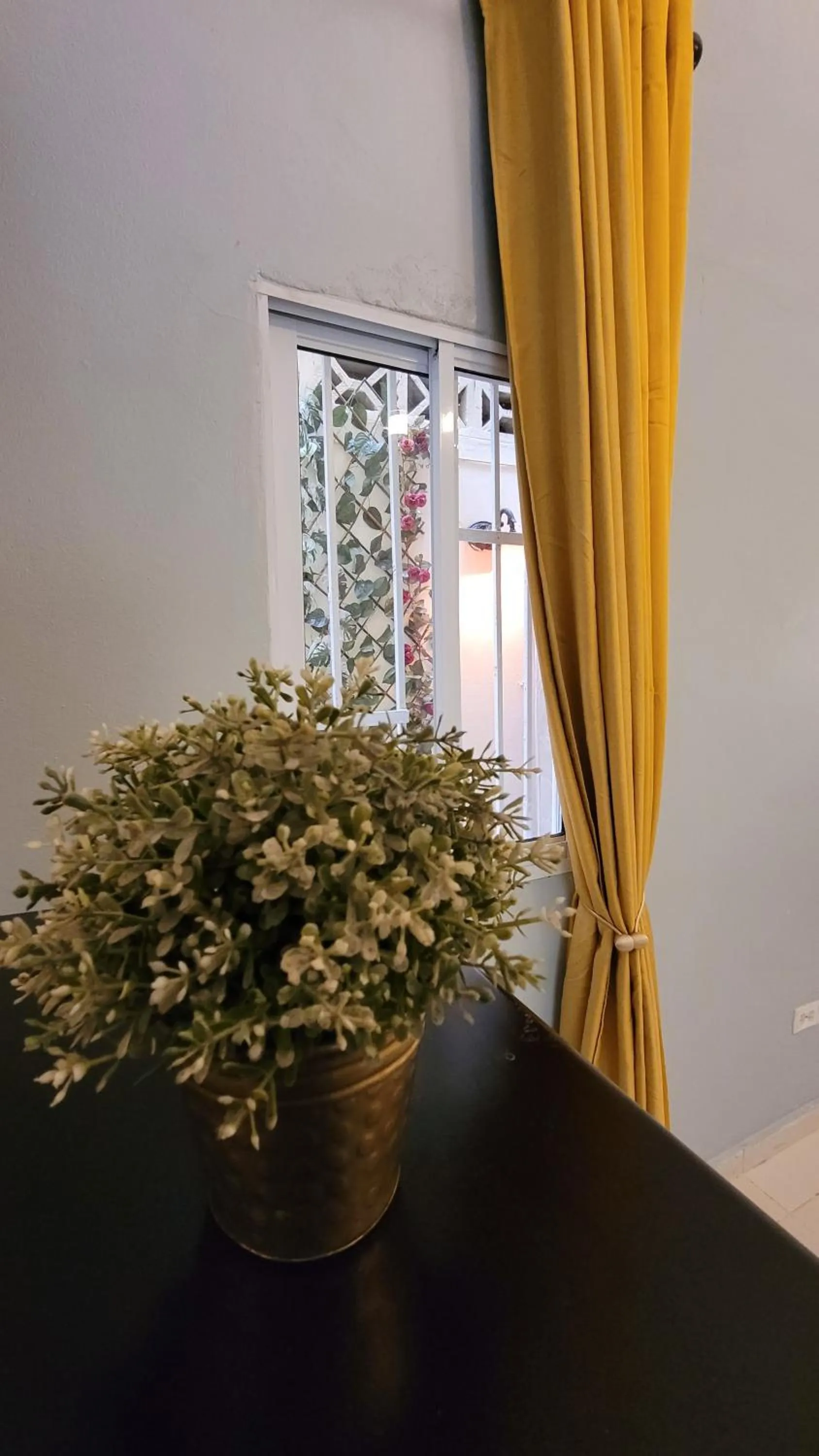 Decorative detail in Hotel Class Colonial