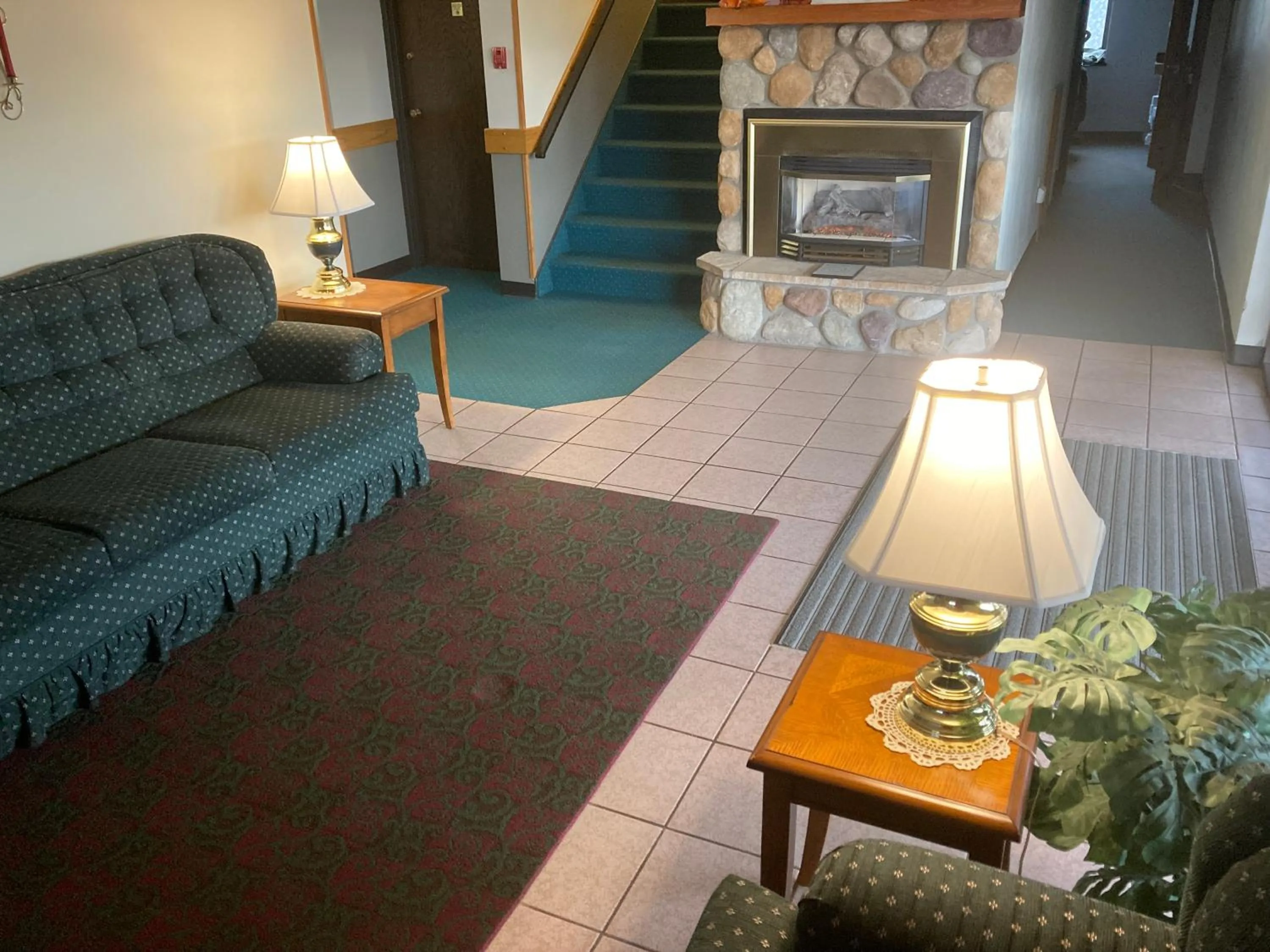 Lobby or reception in Landmark Motel