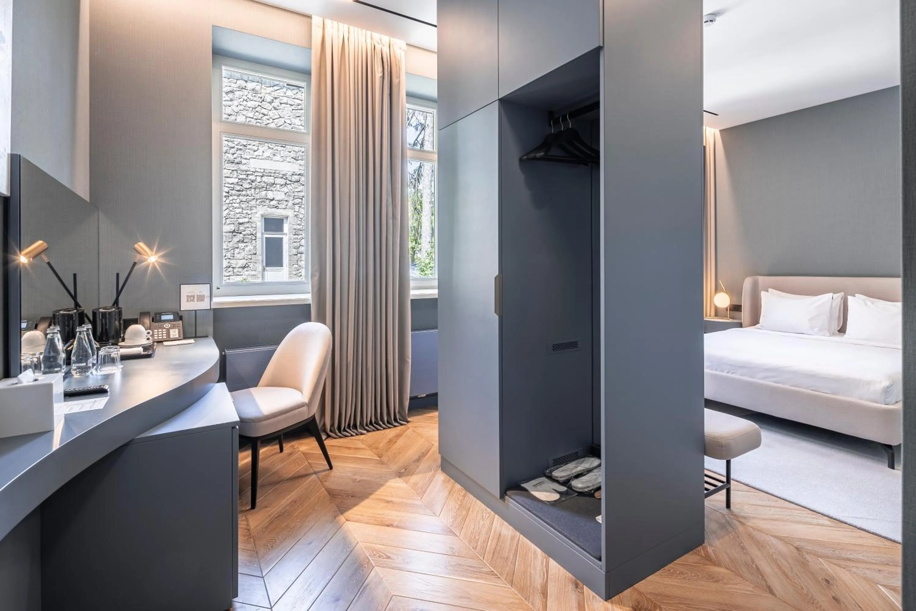 Bed in Lion's Castle Hotel