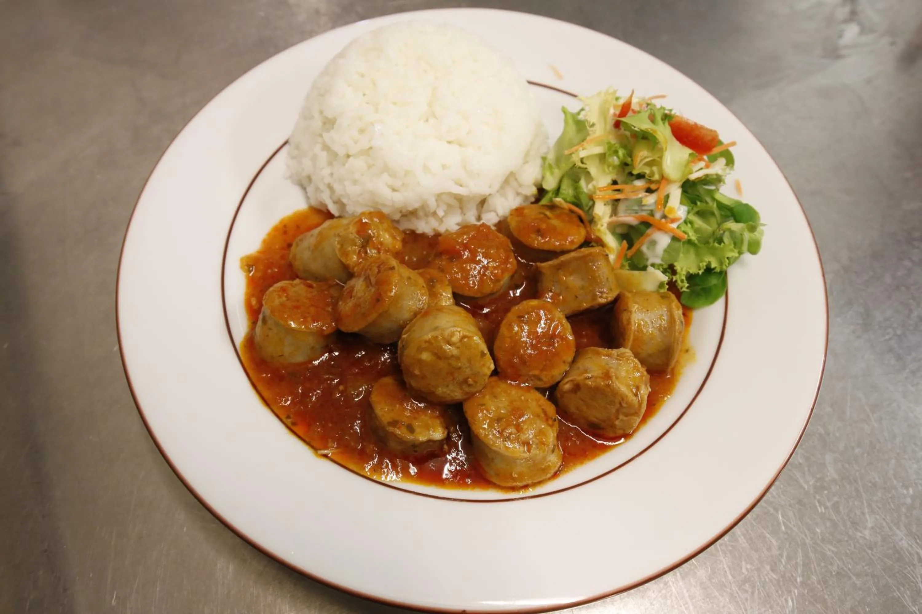 Food and drinks in Hôtel La Rocade