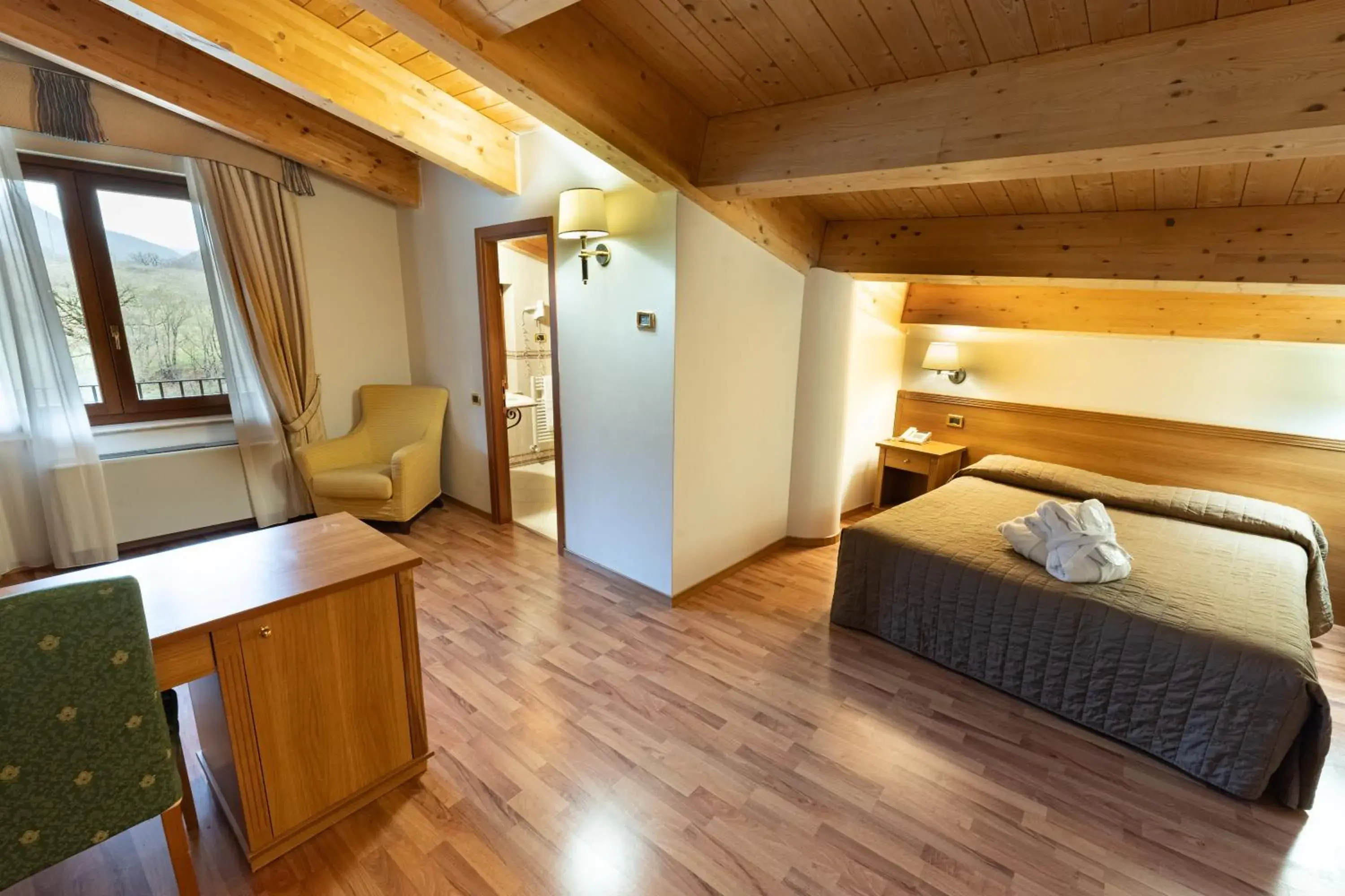 Deluxe Double Room in Grand Hotel Elite Deluxe Double Room in Grand Hotel Elite