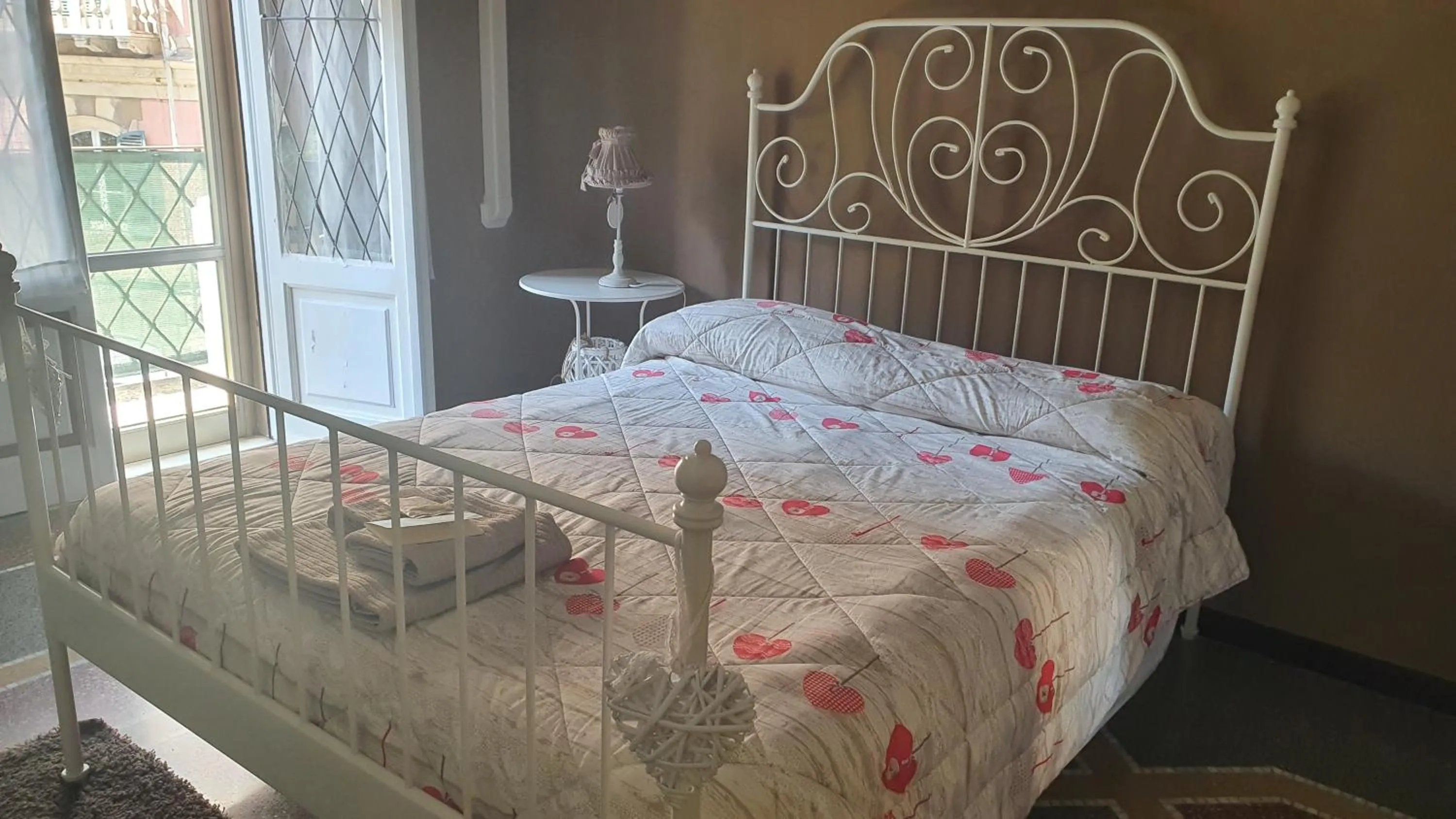 Bed in MyDre@mSavona