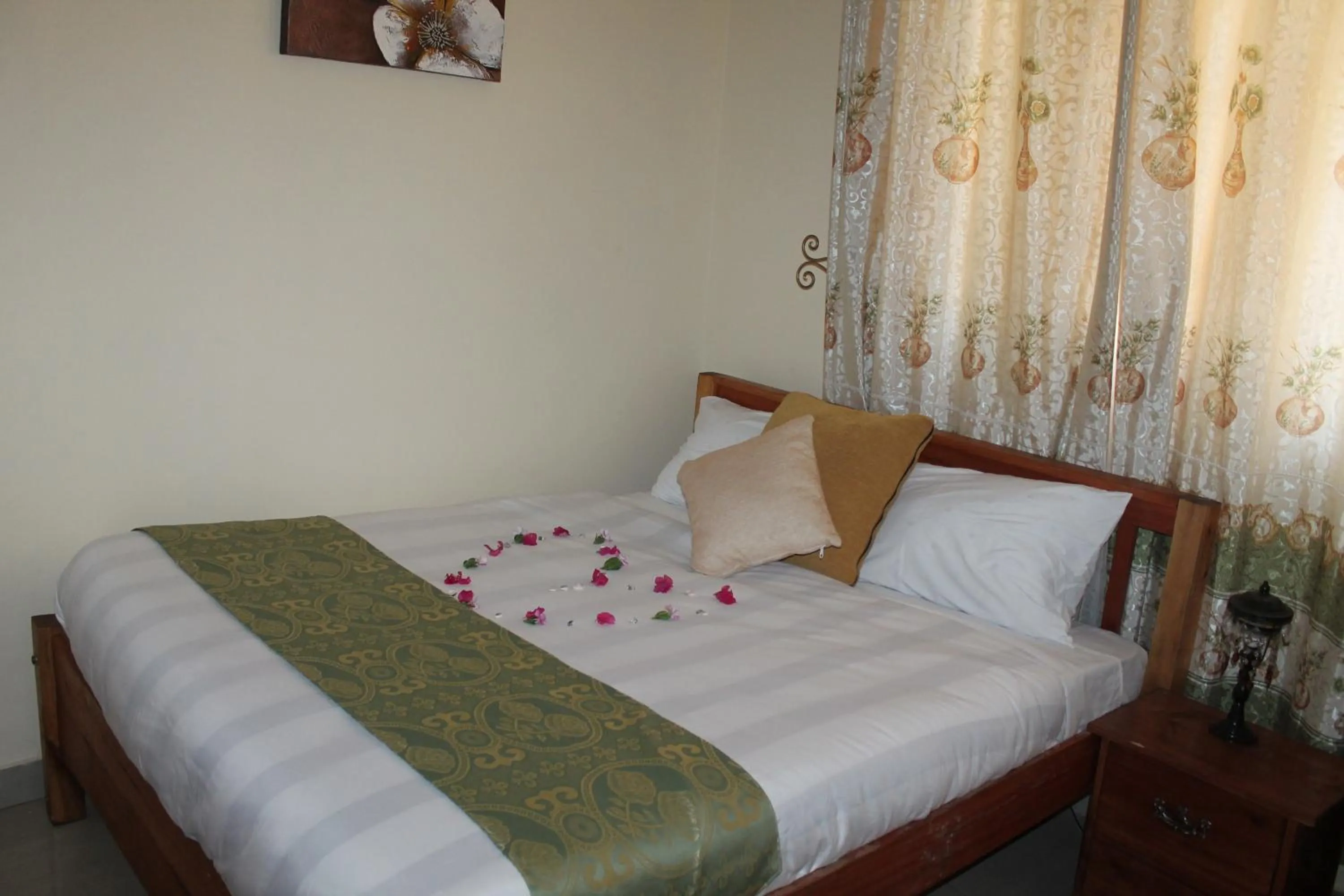 Bed in Oluwa Seun Beach Cottages, Mtwapa