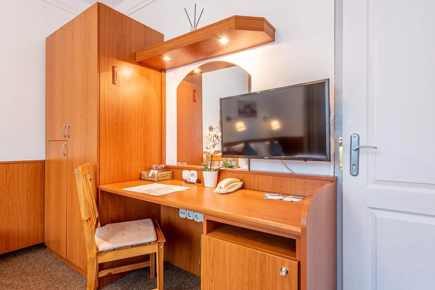 Coffee/tea facilities in Korona Panzió Budapest