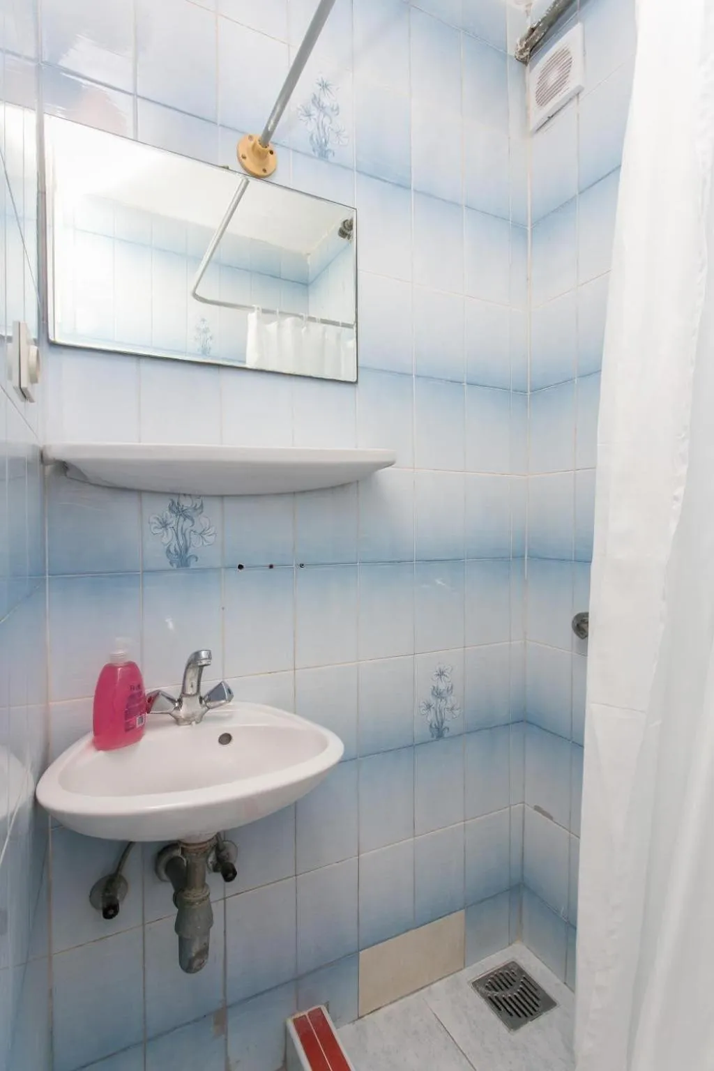 Bathroom in Kusalo Guesthouse