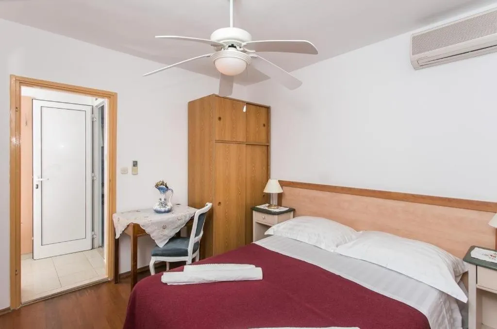 Bed in Kusalo Guesthouse