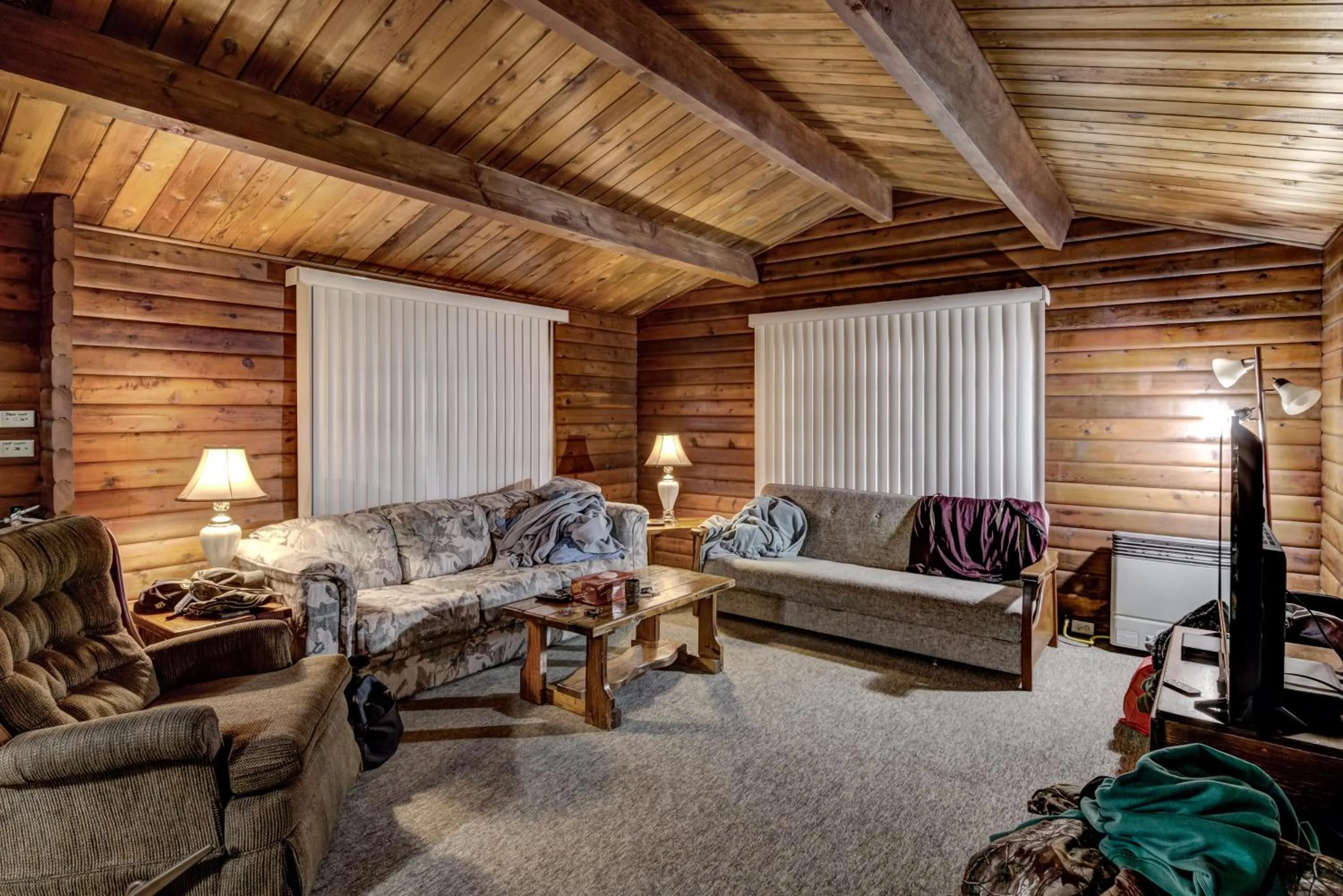 Living room in Rib Waters Inn