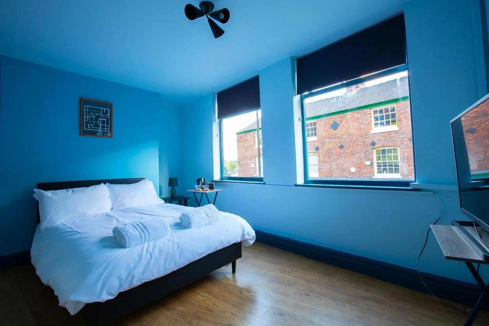 Double Room with Shared Bathroom in The Crown & Anchor Double Room with Shared Bathroom in The Crown & Anchor