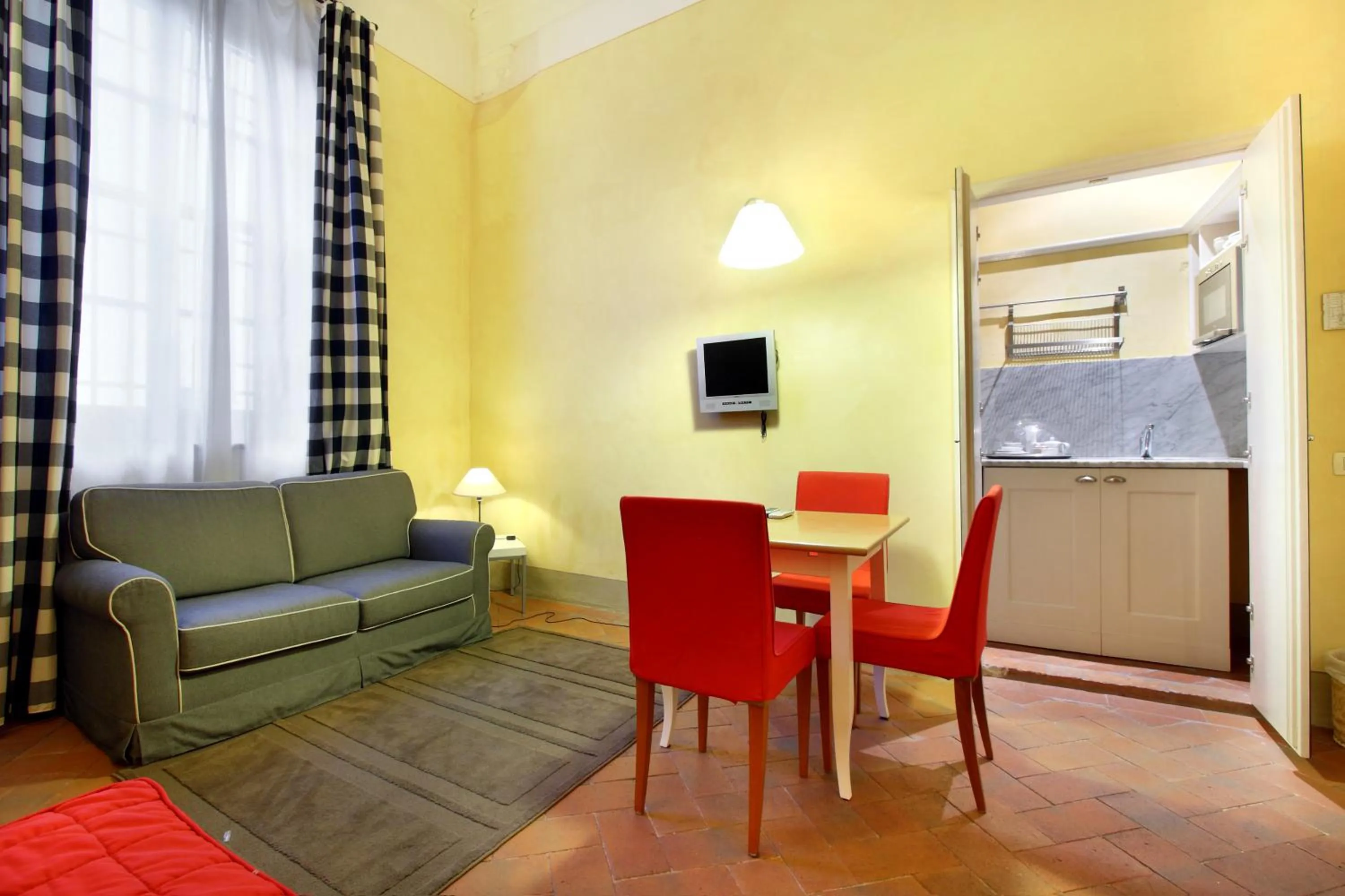 Kitchen or kitchenette in Piccolo Residence Apart-Hotel