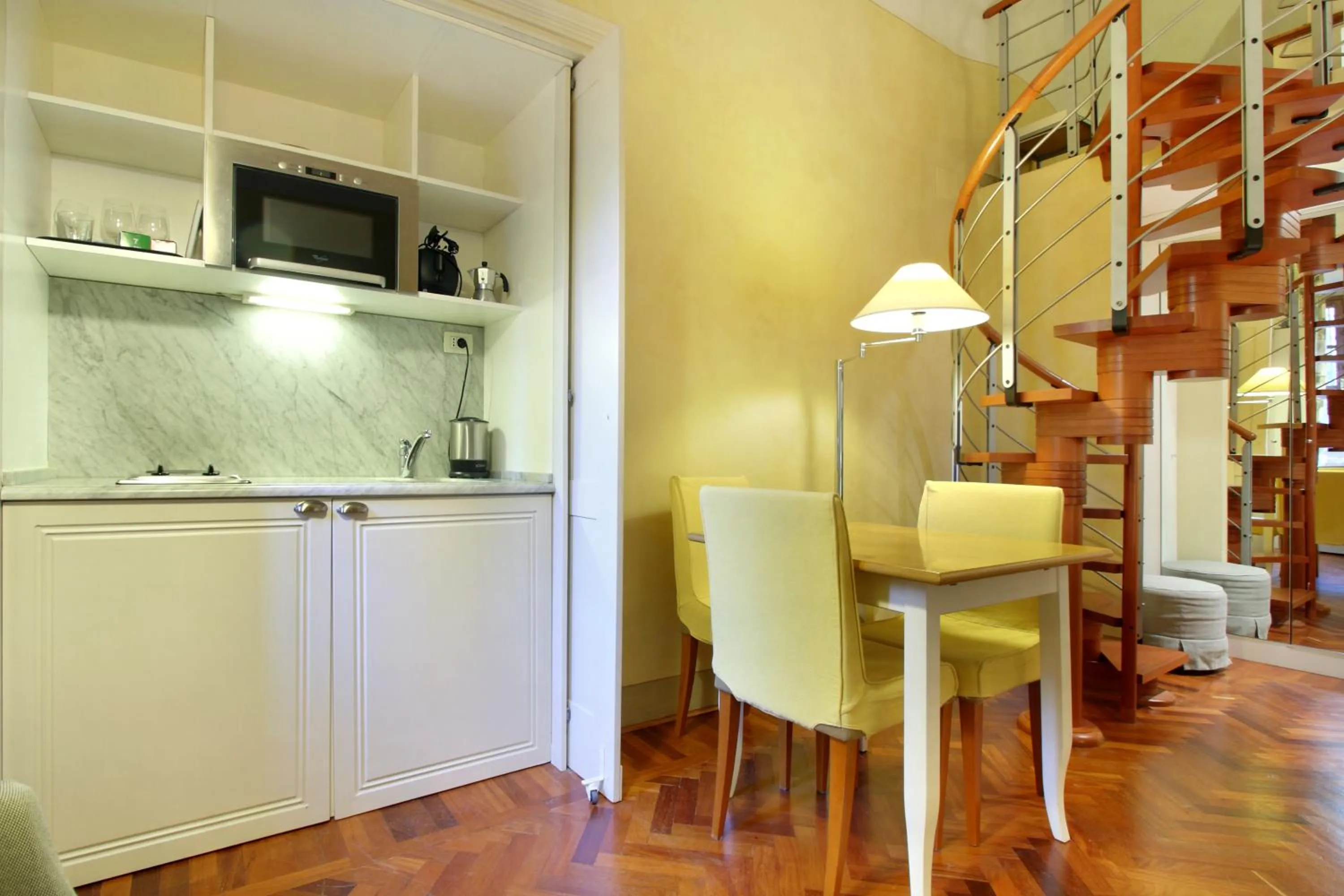 Kitchen or kitchenette in Piccolo Residence Apart-Hotel