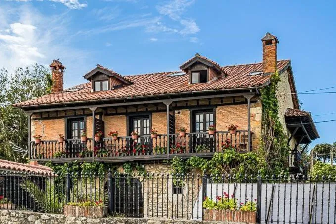 Property building in La Posada de Langre