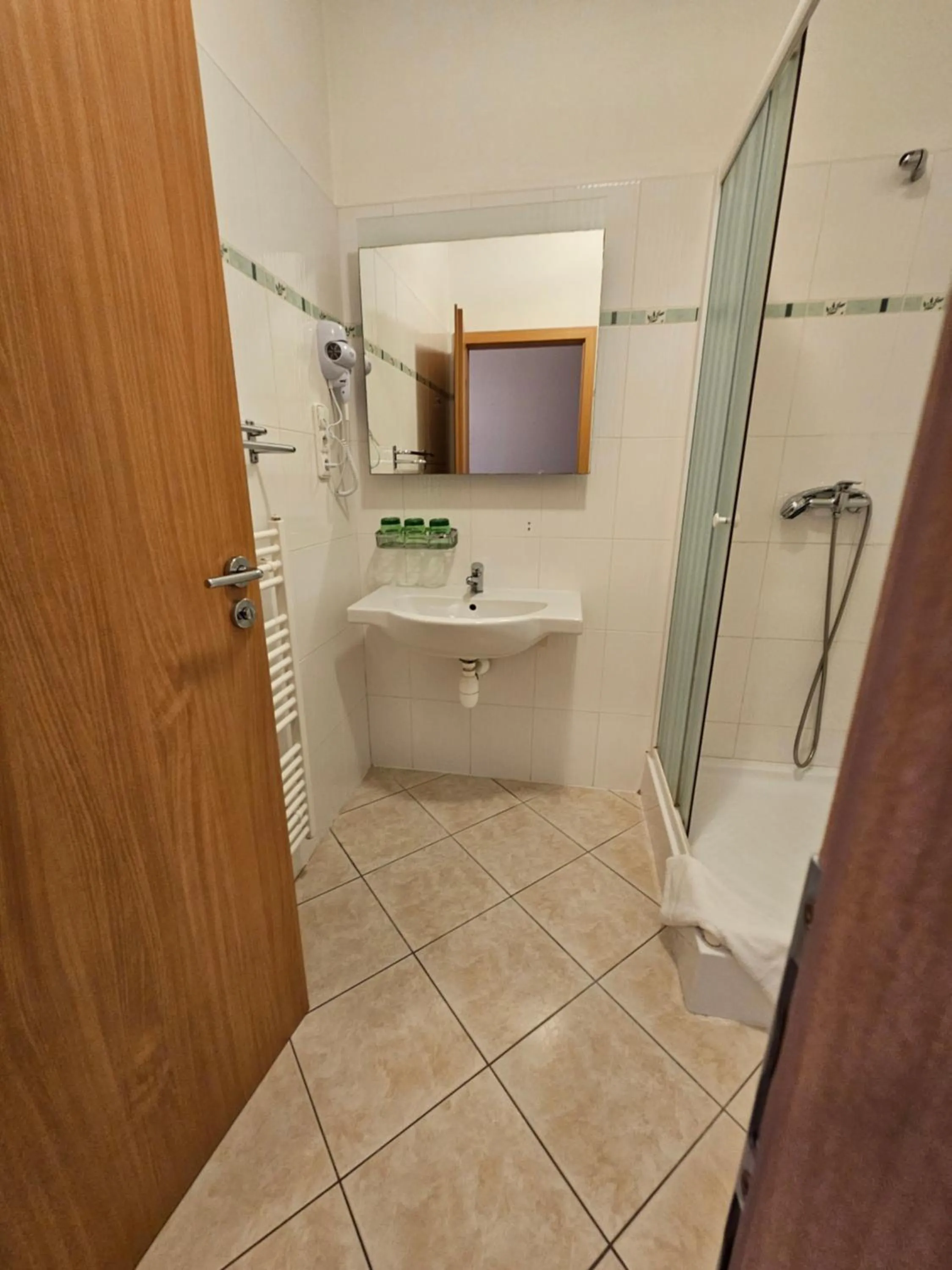 Shower in Hotel U Divadla