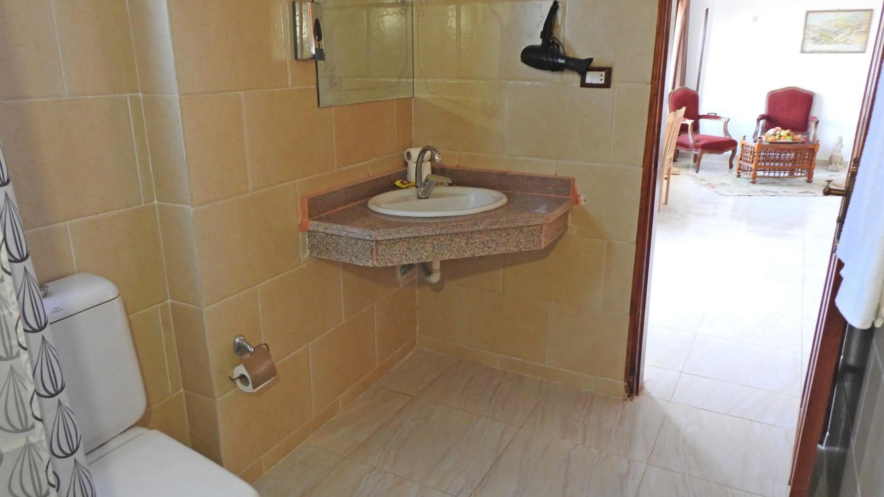 Deluxe Family Suite in Thebes Hotel