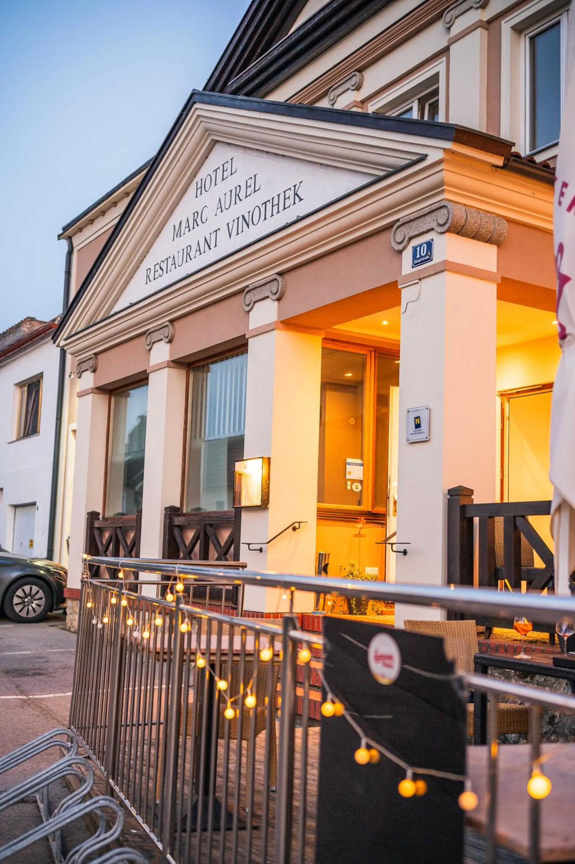 Property building in Hotel Marc Aurel