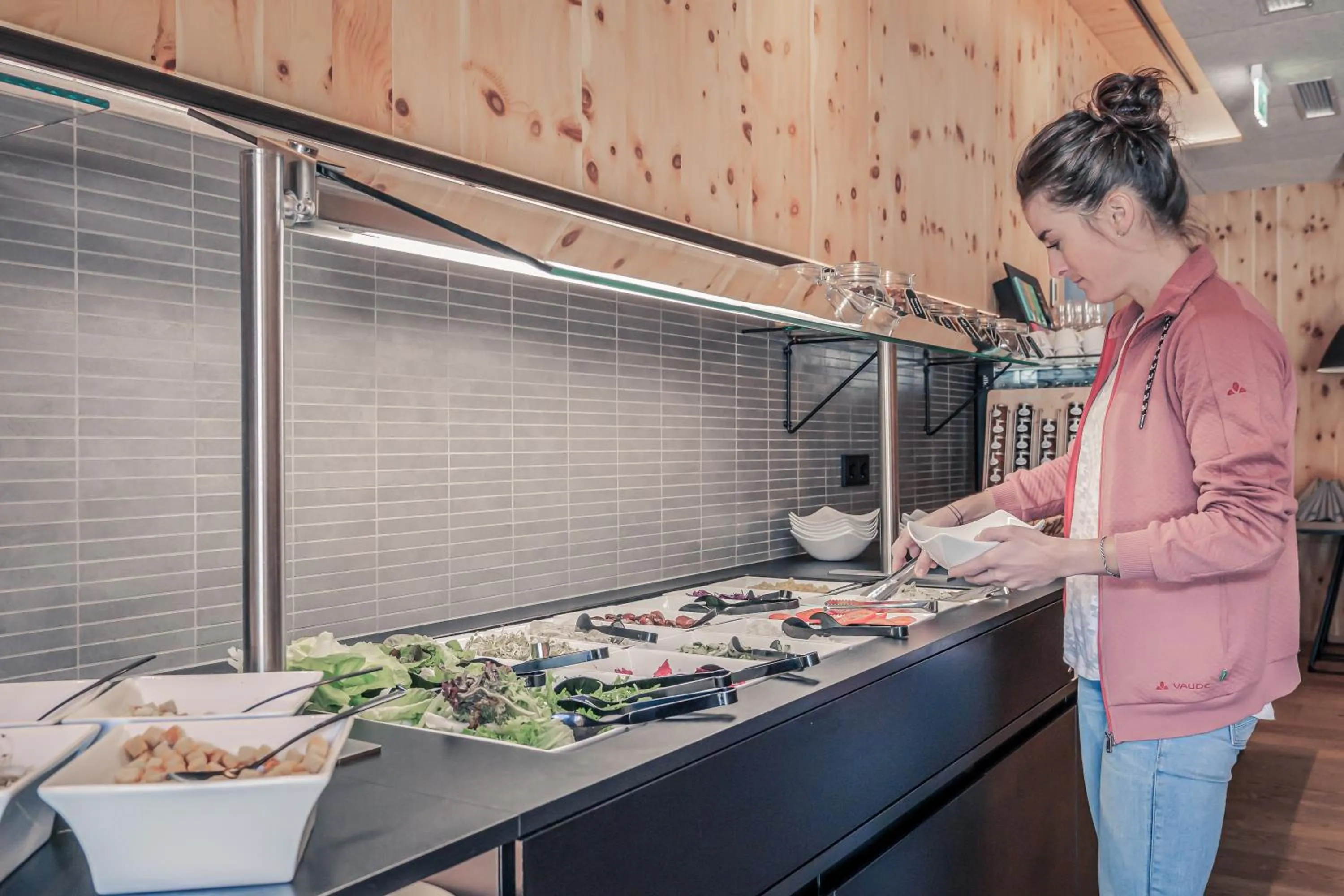 Restaurant/places to eat in Boutique Hotel LechZeit