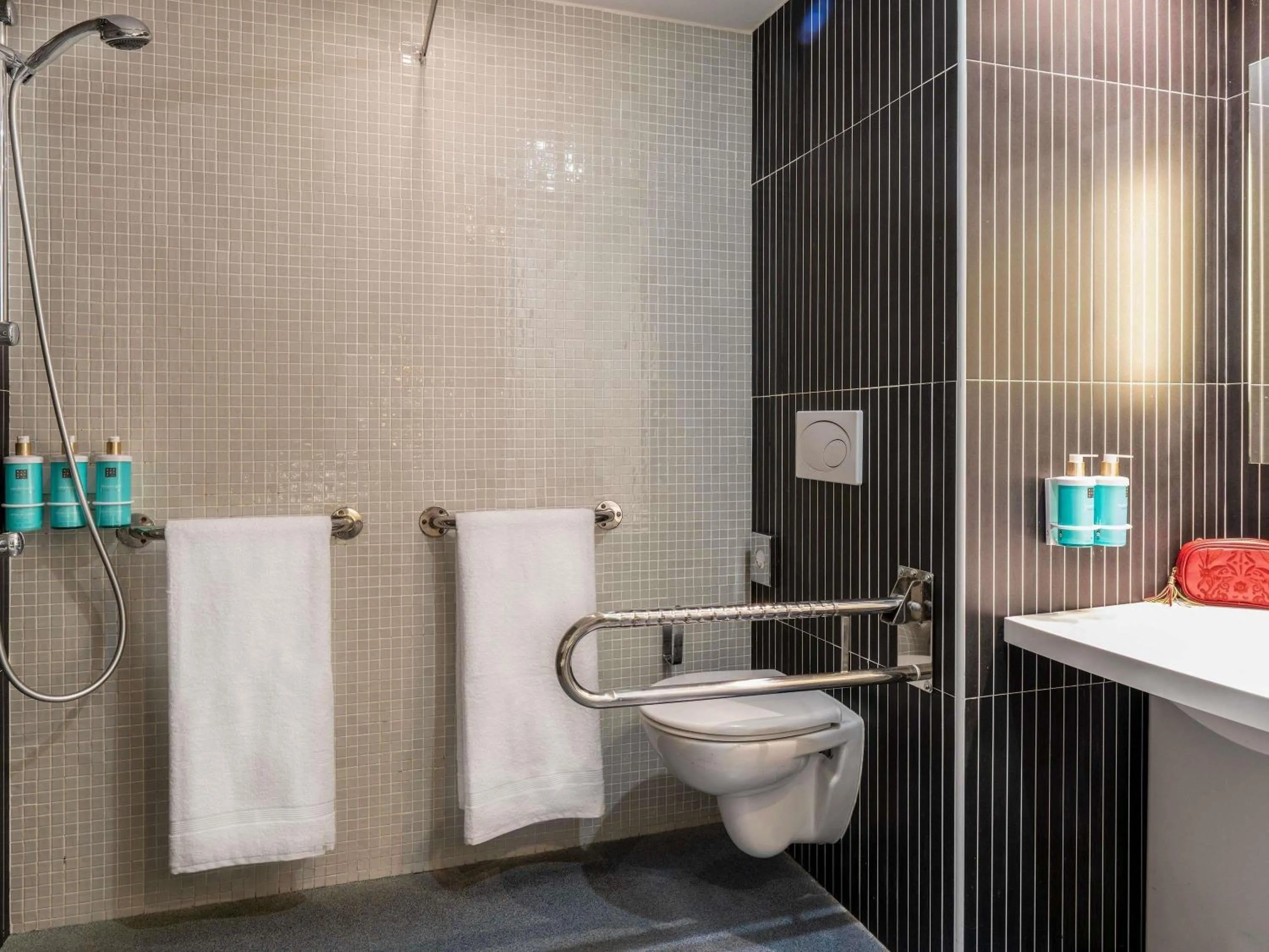 Bedroom in Novotel Suites Malaga Centro