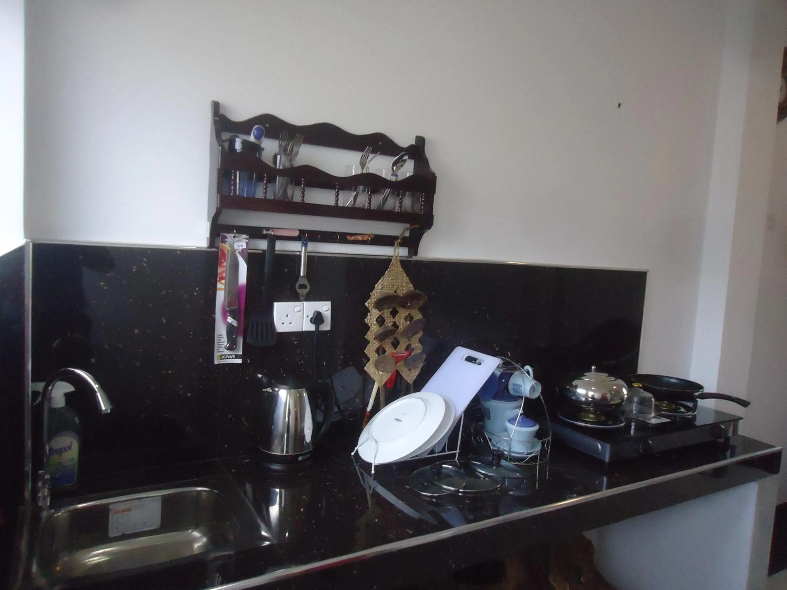 Kitchen/Kitchenette in Sun & Moon Good View Villa