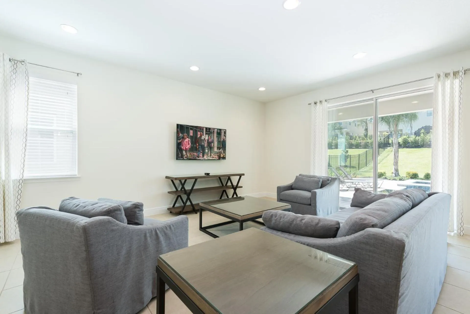 New House, Ecolab Sanitzed, Near Disney, Pool Fence