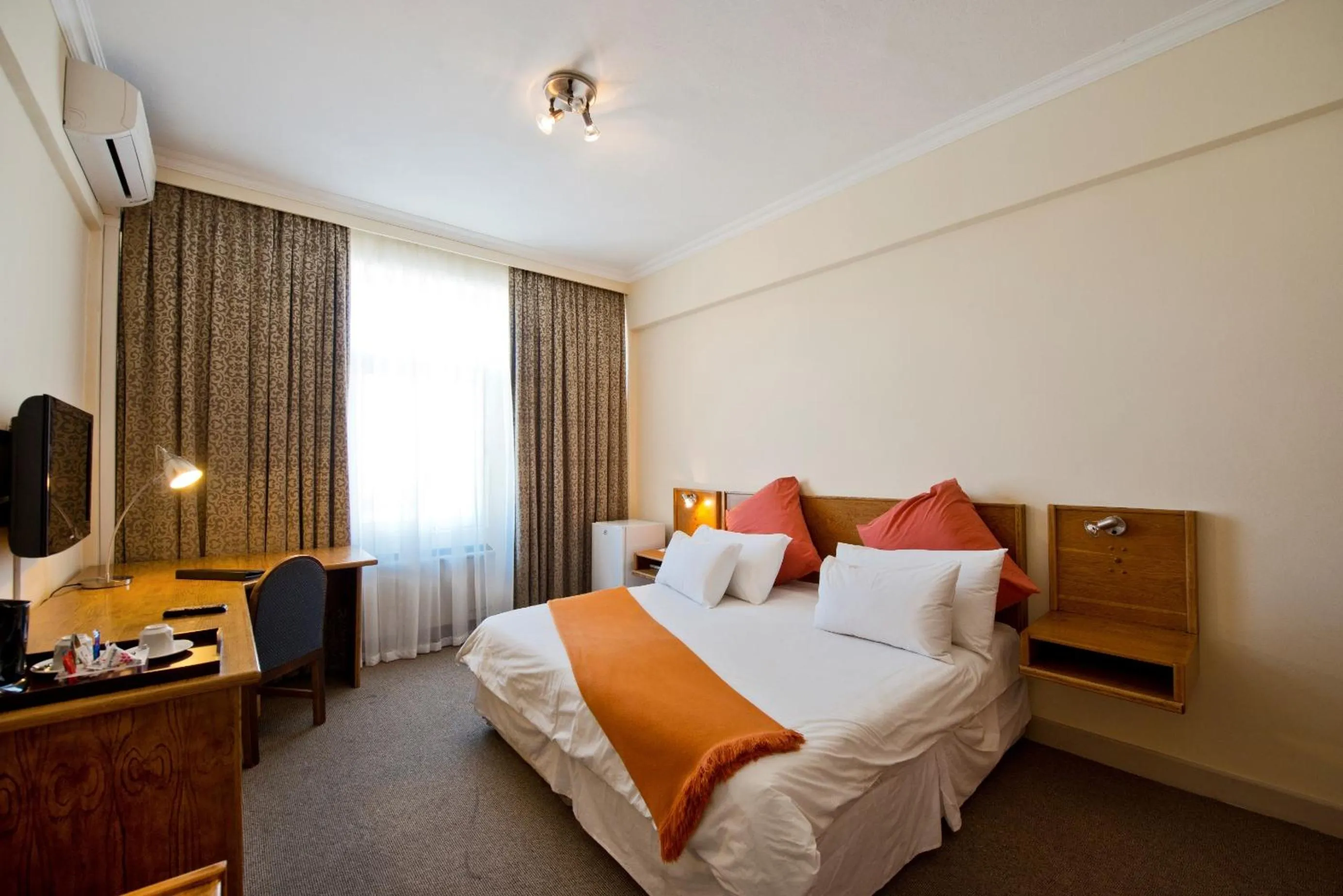 Bed in Hotel Thuringerhof