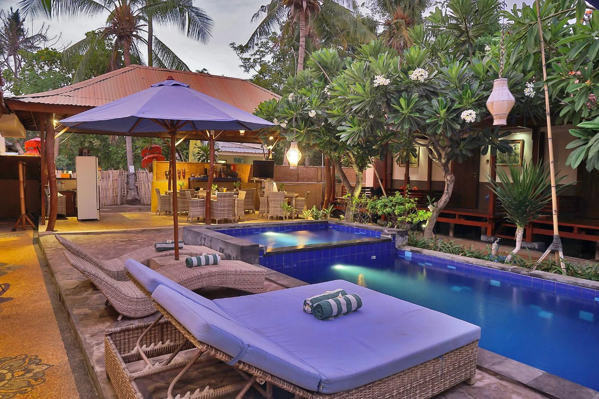 Garden view in Sari Gili Bungalow