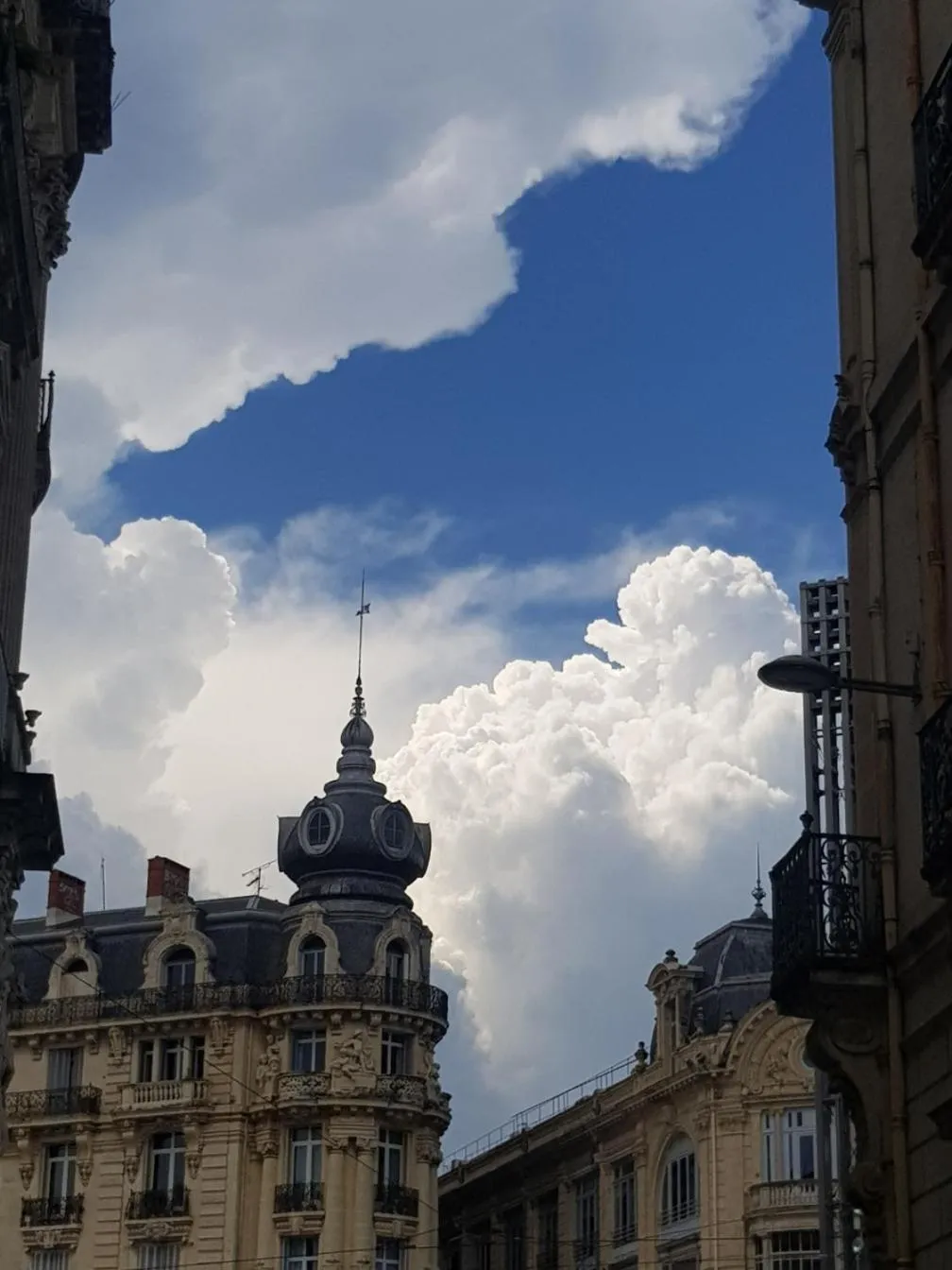 Balcony/Terrace in Hotel de La Comédie - Place De La Comédie