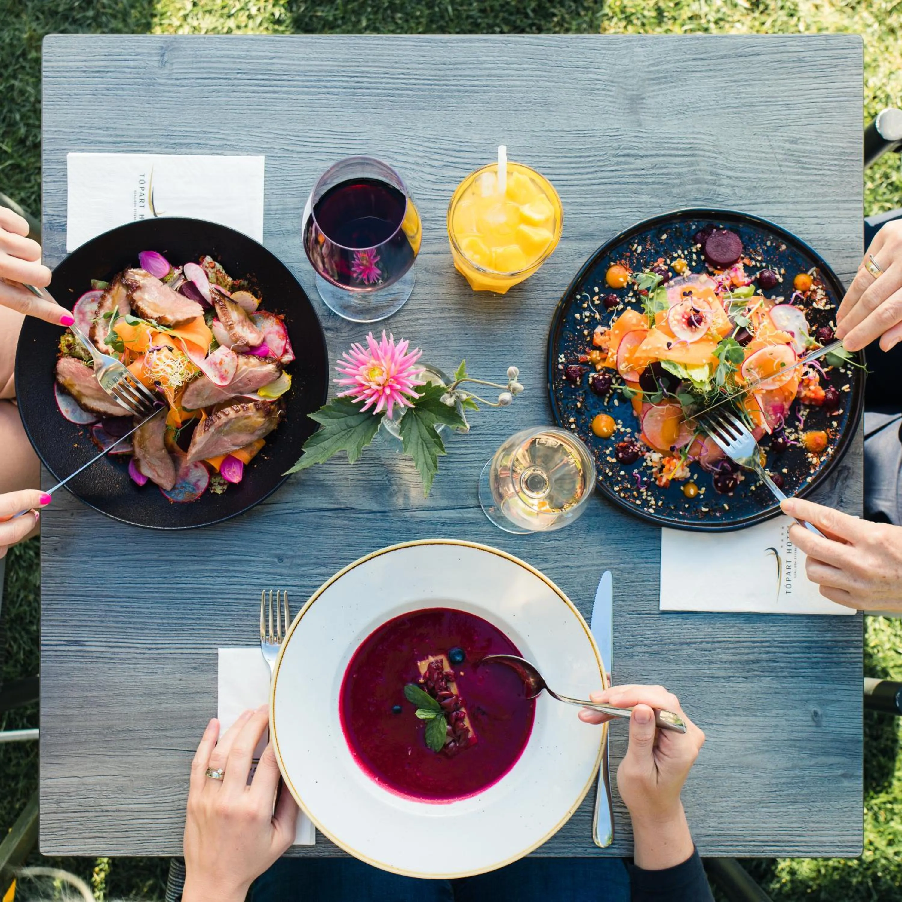 Restaurant/places to eat in Tópart Hotel