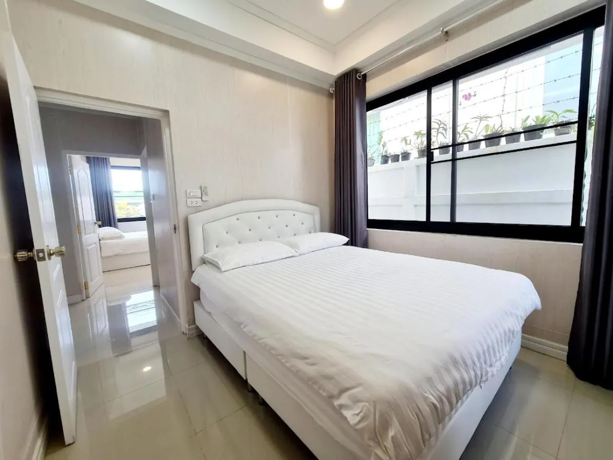 Bed in Baan Sasithorn Huahin