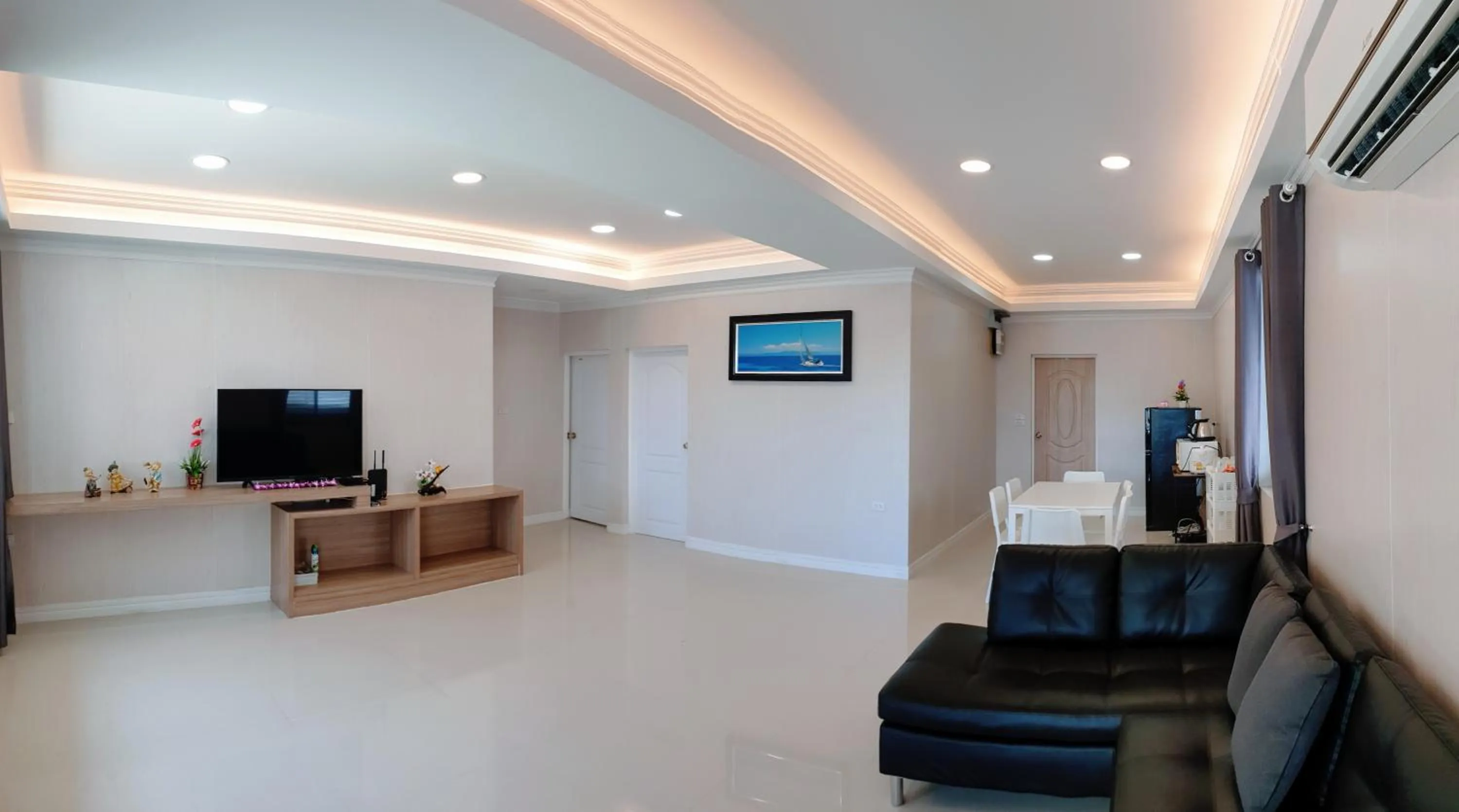 Baan Sasithorn Huahin