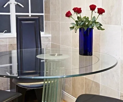 Dining area in Cumberland Apartments