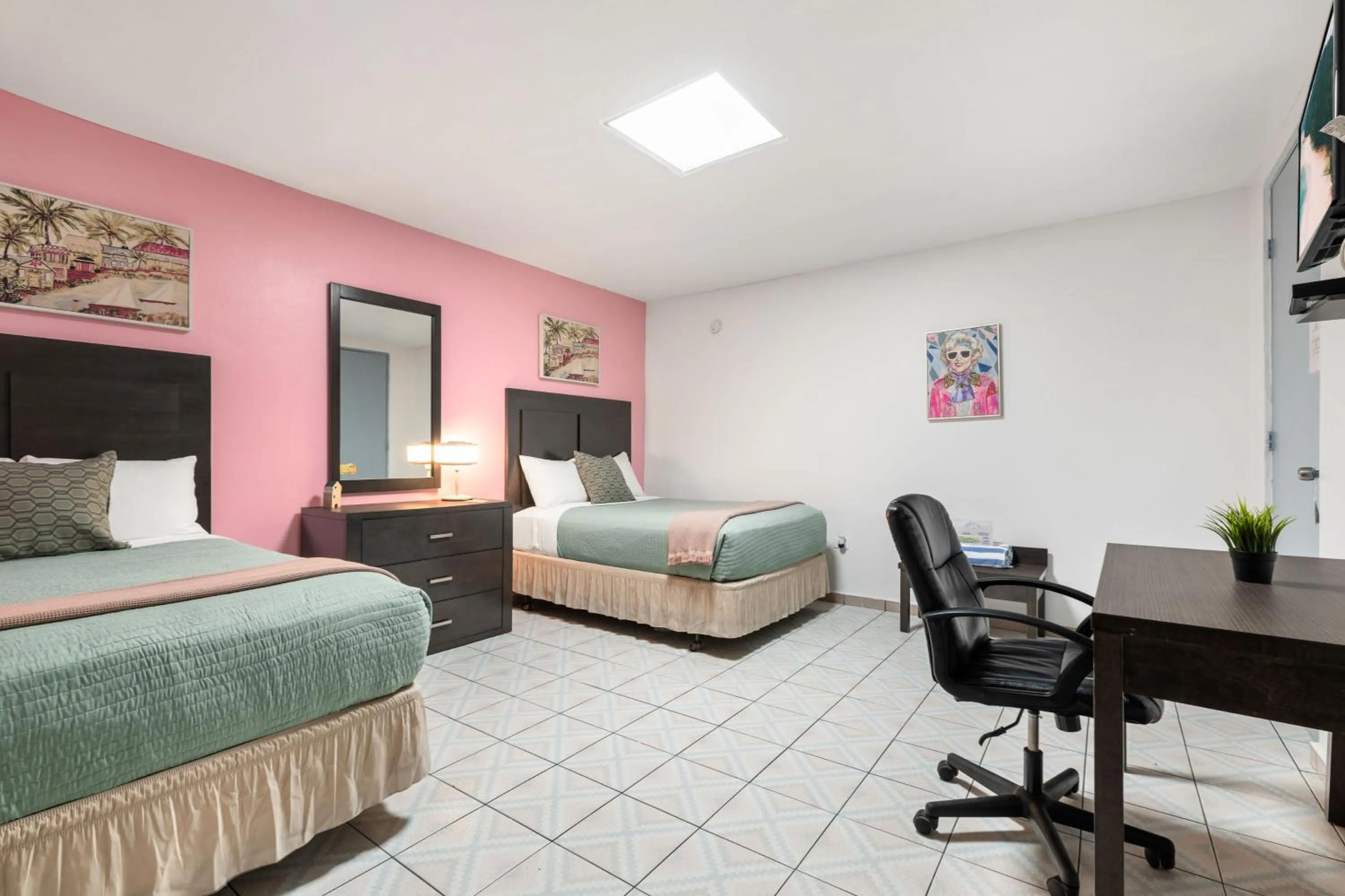 Bed in Borinquen Beach Inn