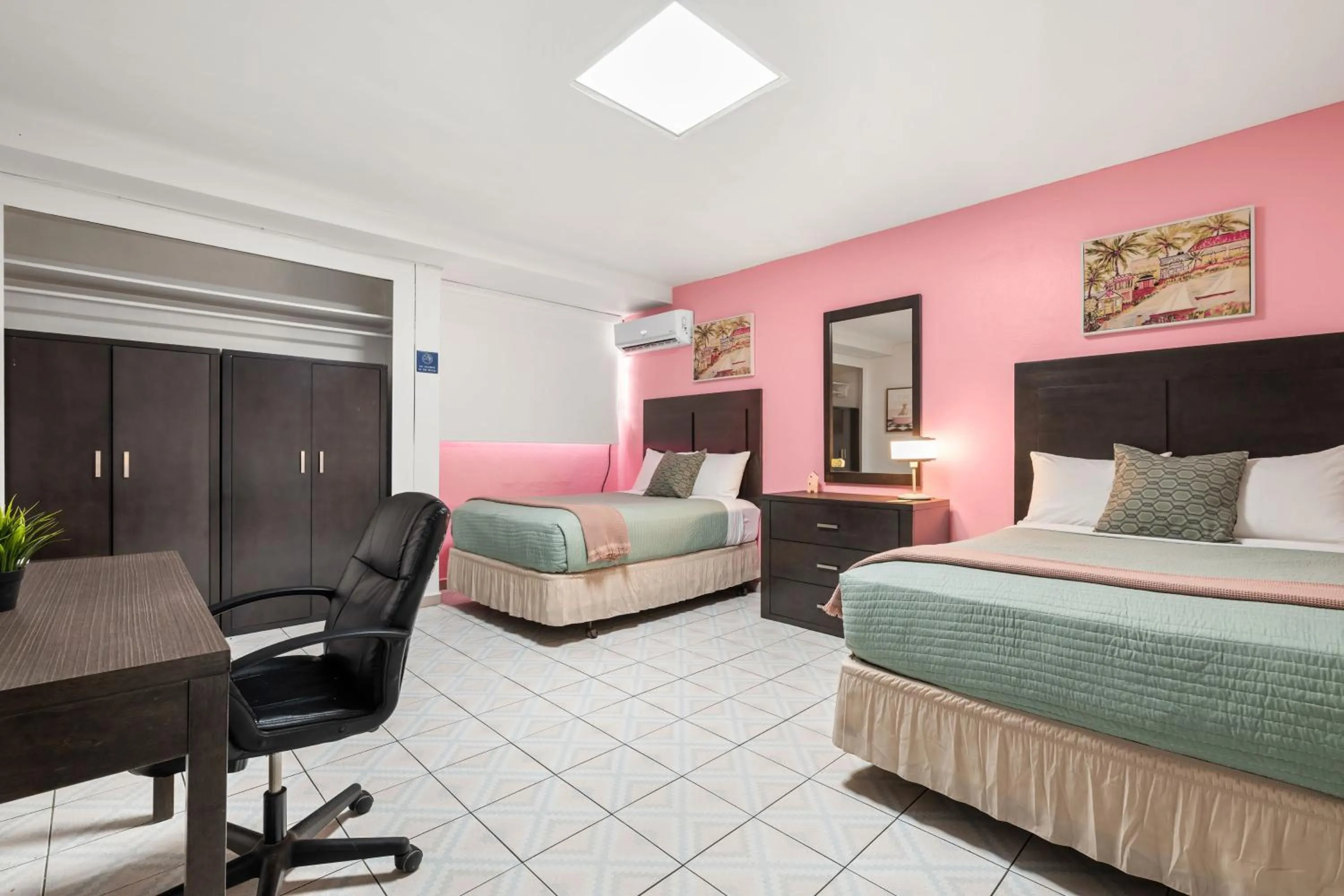 Bed in Borinquen Beach Inn