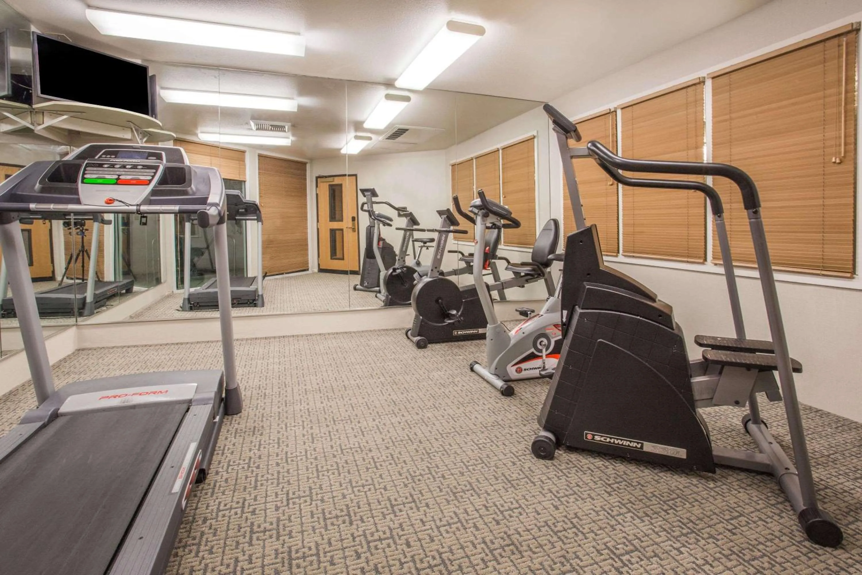 Fitness centre/facilities in Hawthorn Suites by Wyndham Livermore