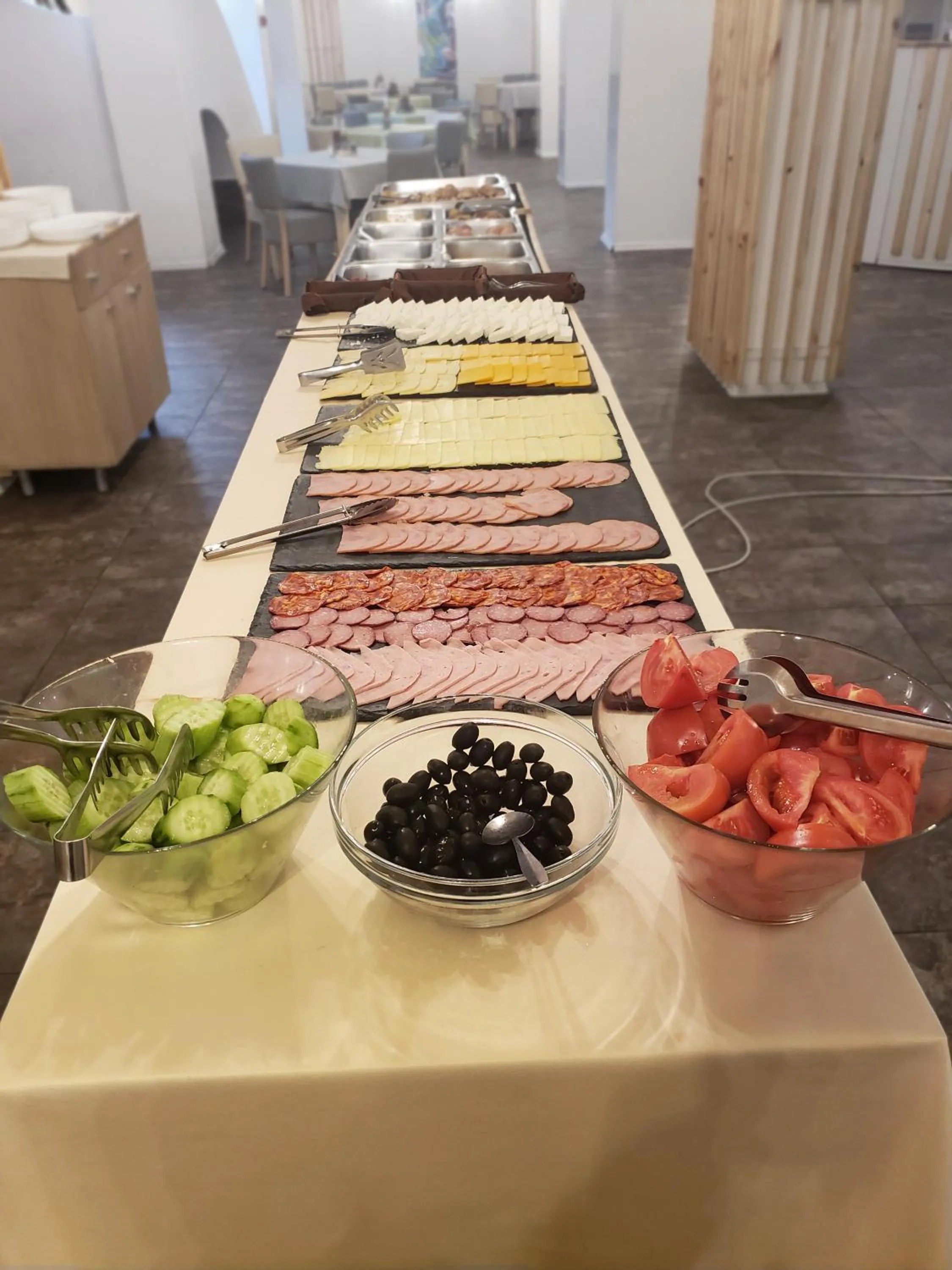 Buffet breakfast in Mountain Paradise by the Walnut Trees - Free wellness