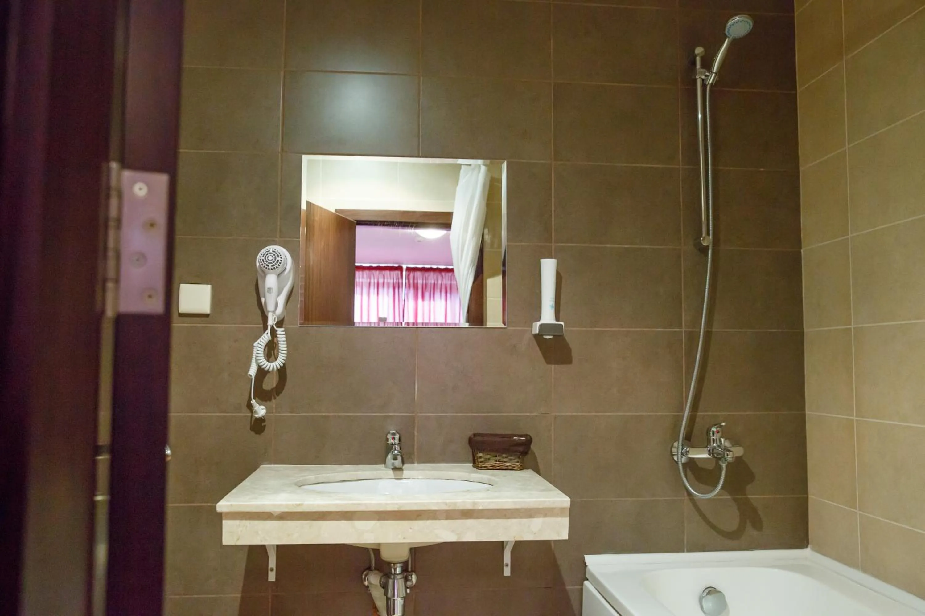 Mountain Paradise by the Walnut Trees - Free wellness